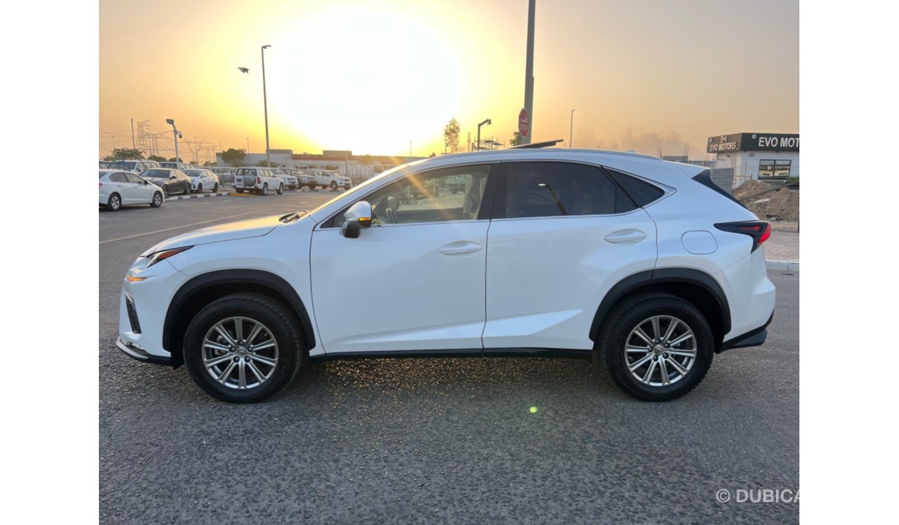 Lexus NX300