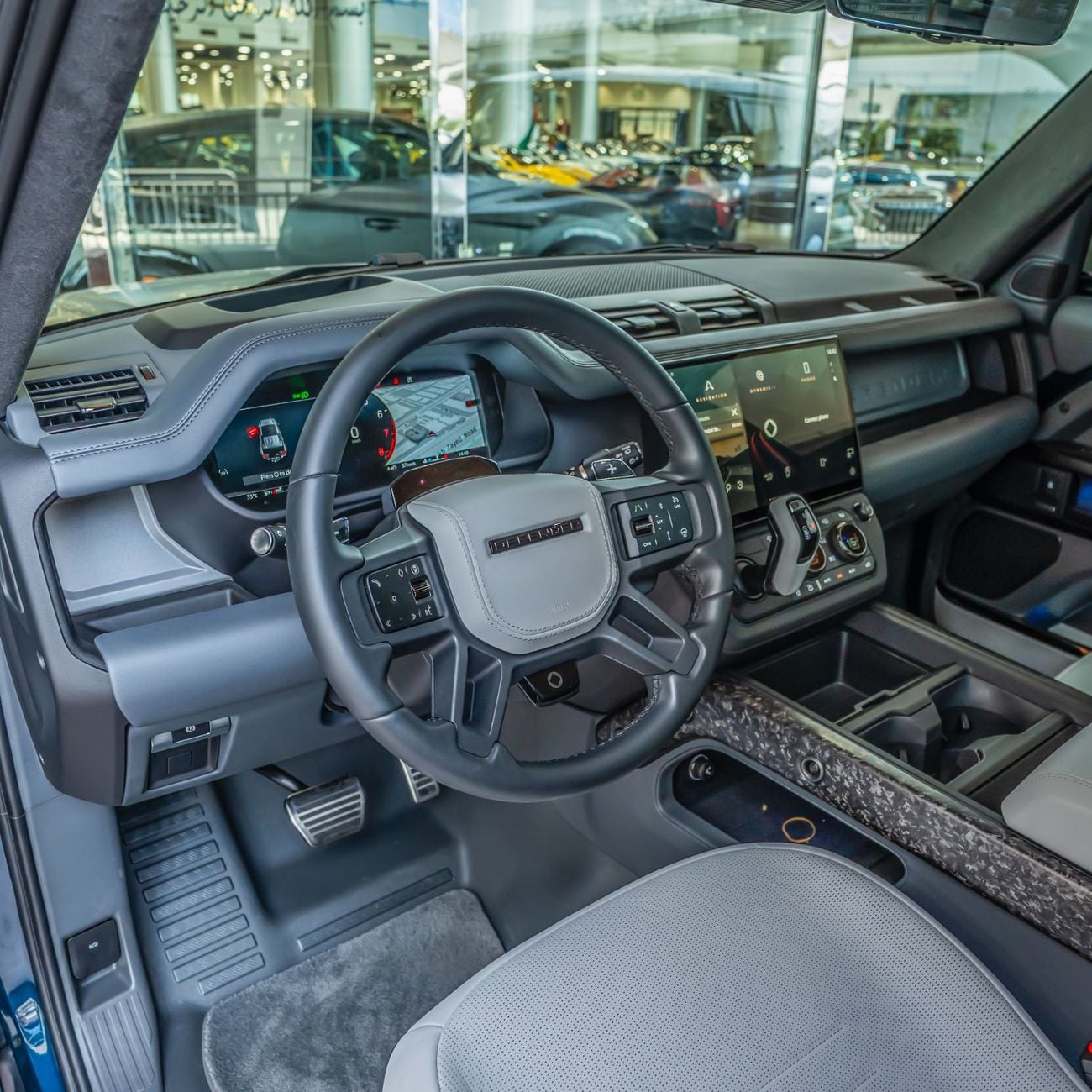 Land Rover Defender 110 OCTA EDITION ONE P635