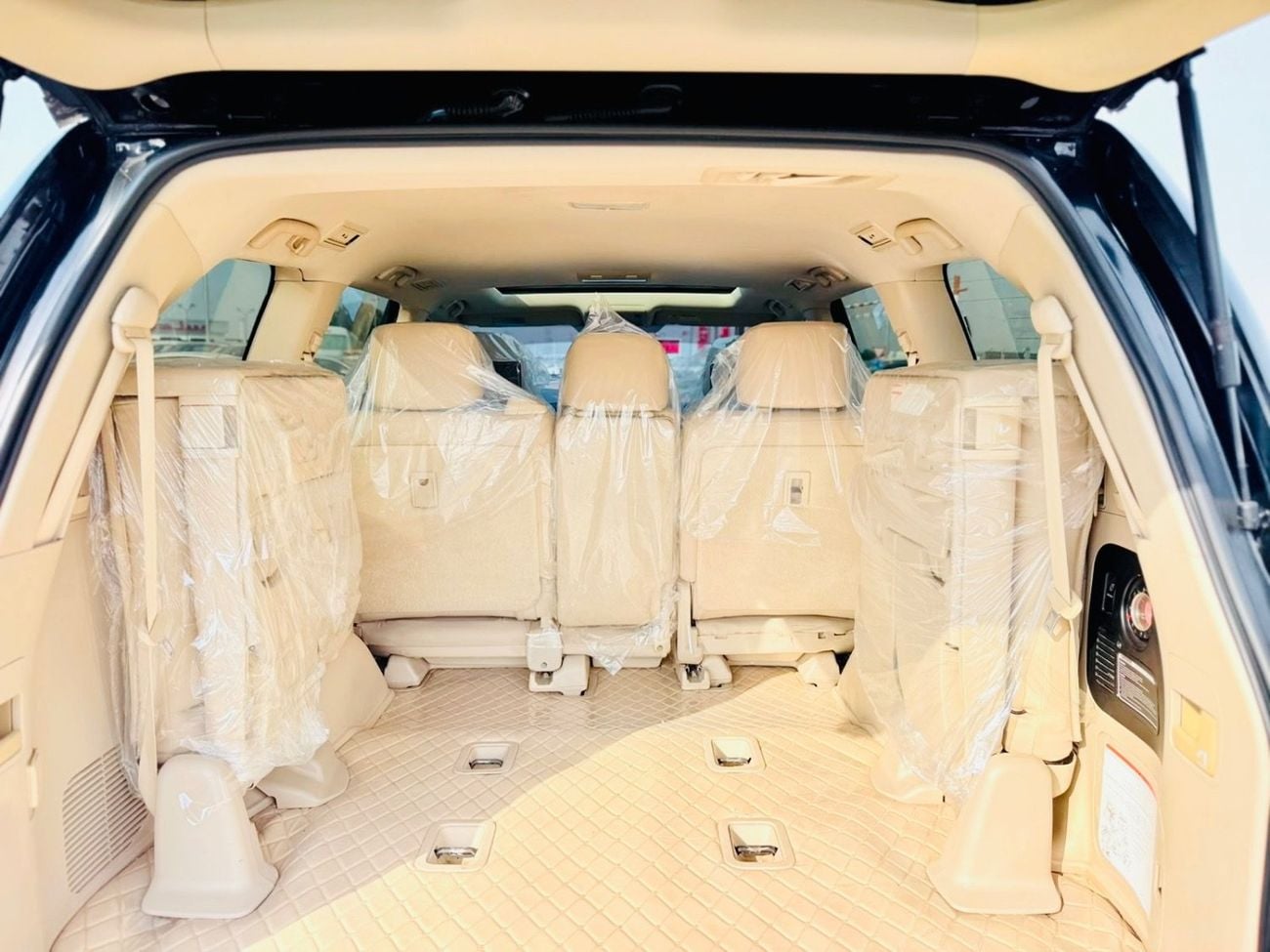 Toyota Land Cruiser GXR 2019 V6 4.0 full option Petrol