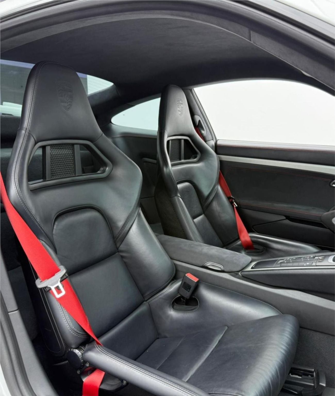 Porsche 911 GT3 3.8L (492 HP) Porsche Warranty Valid until 24/02/2028