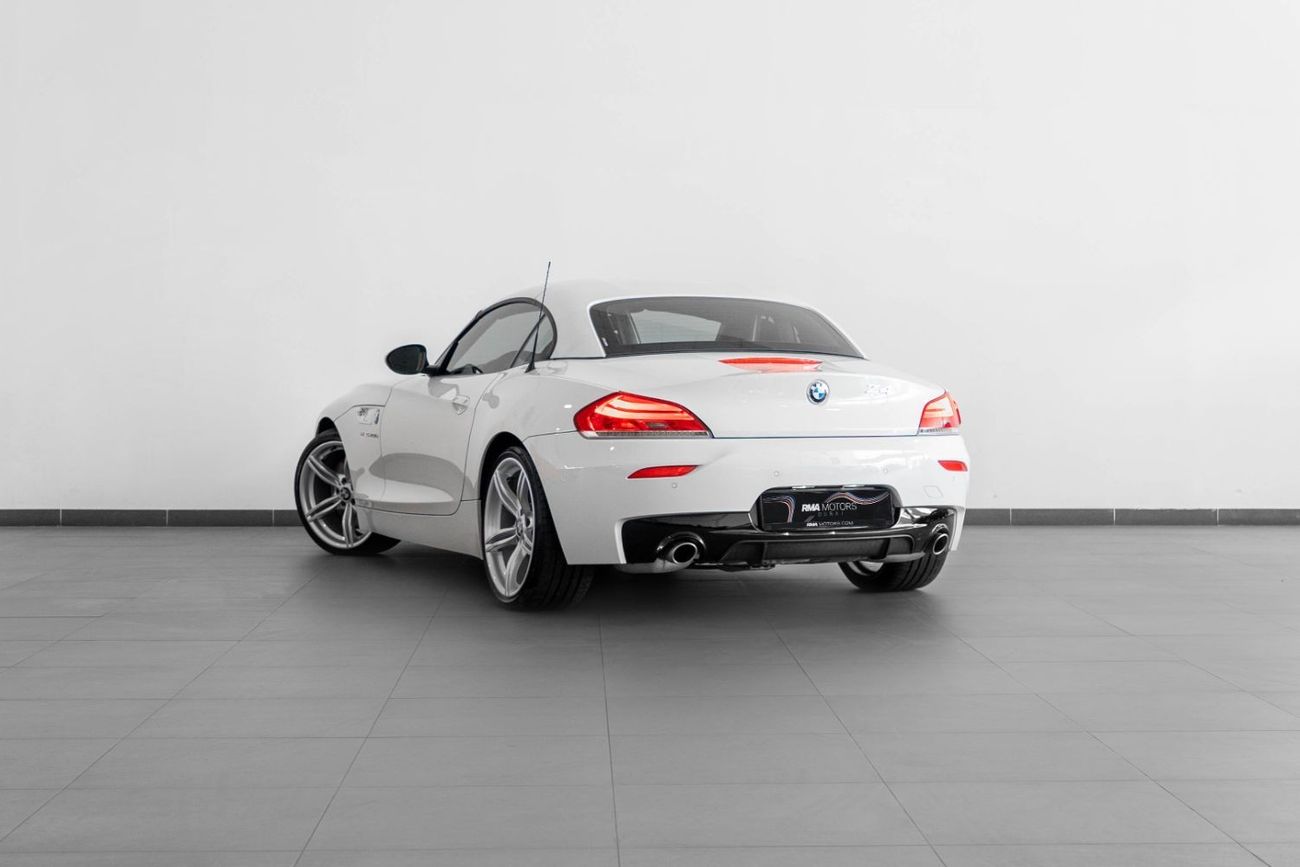 BMW Z4 M 2015 BMW Z4 SDrive35is M-Sport / Full-Service History