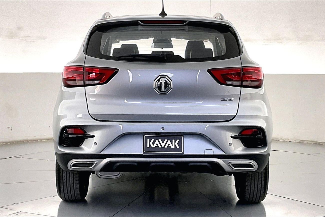 أم جي ZS Luxury | شامل الضمان | 0 ﺪﻔﻋﺓ ﺃﻮﻟﻯ