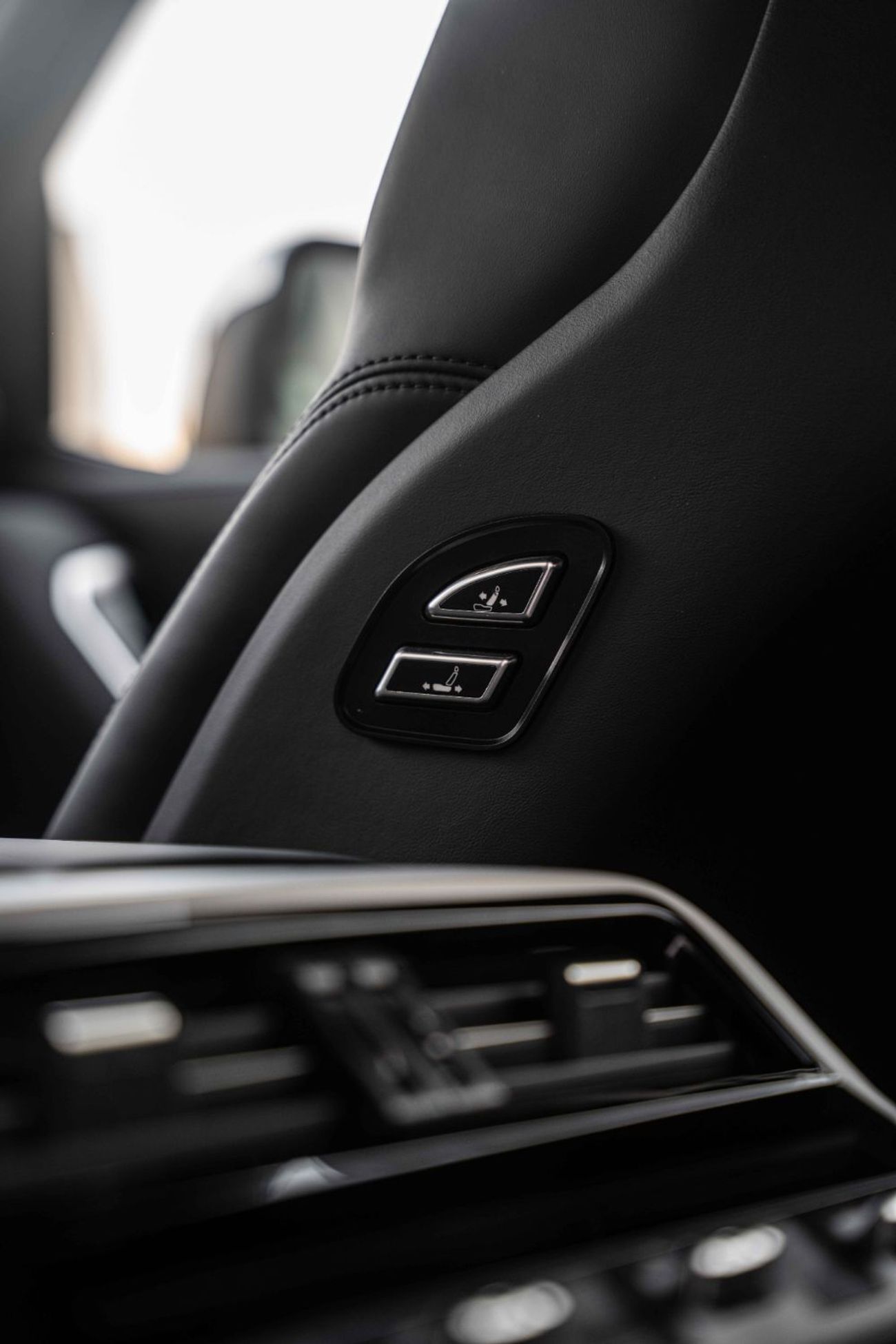 تويوتا لاند كروزر VXR 3.5L