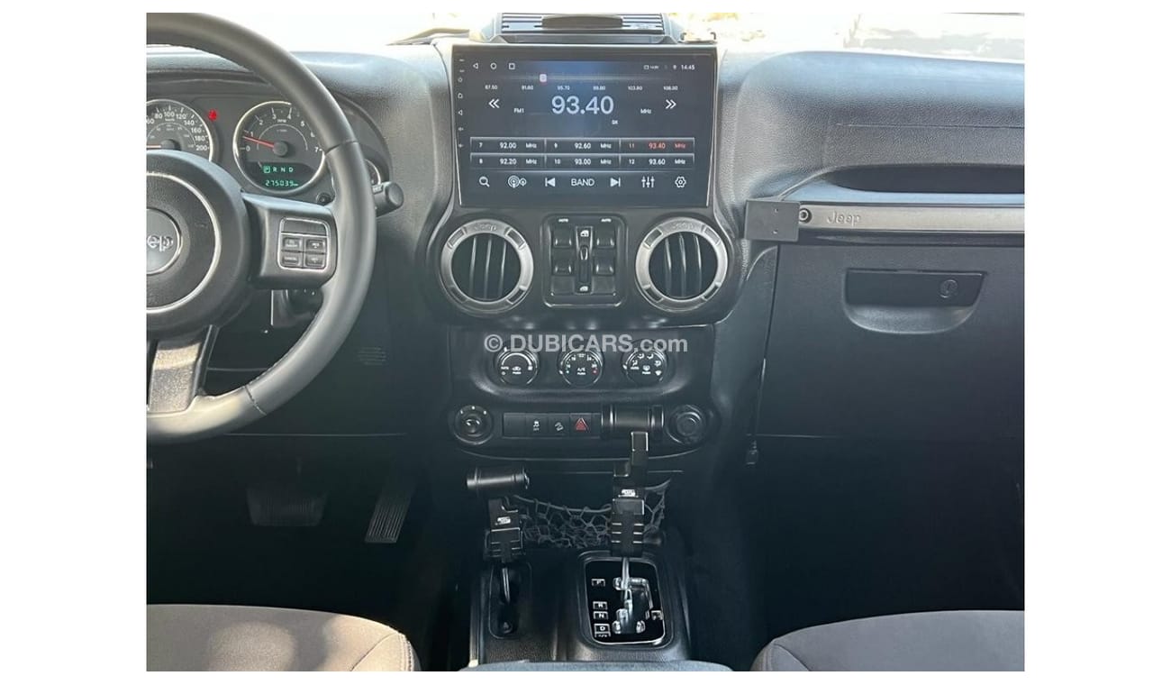 جيب رانجلر JEEP WRANGLER RUBICON GCC 2015 ON PERFECT CONDITON