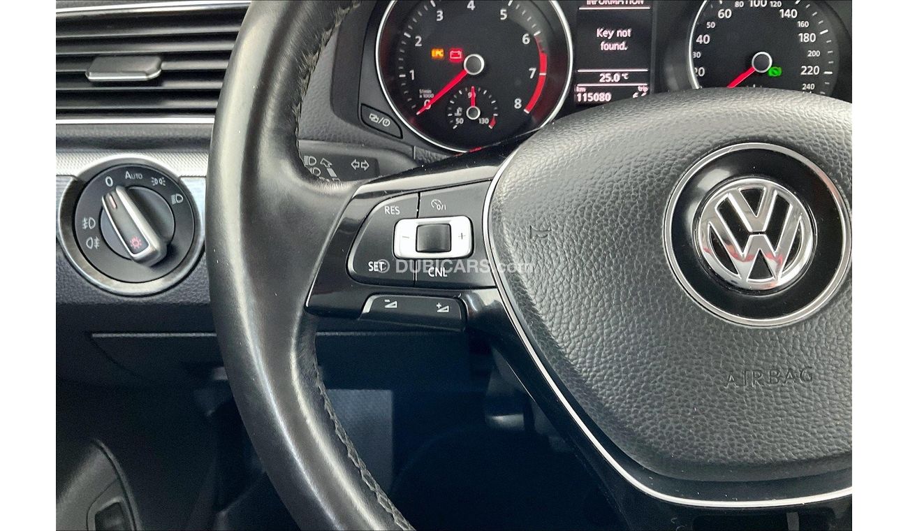 Volkswagen Passat SE