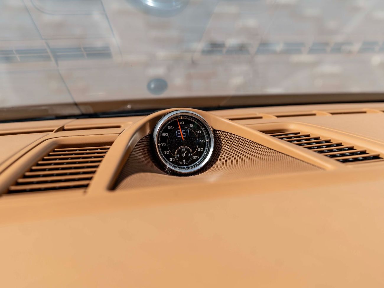 بورش باناميرا Turbo 4.8L (493 HP)