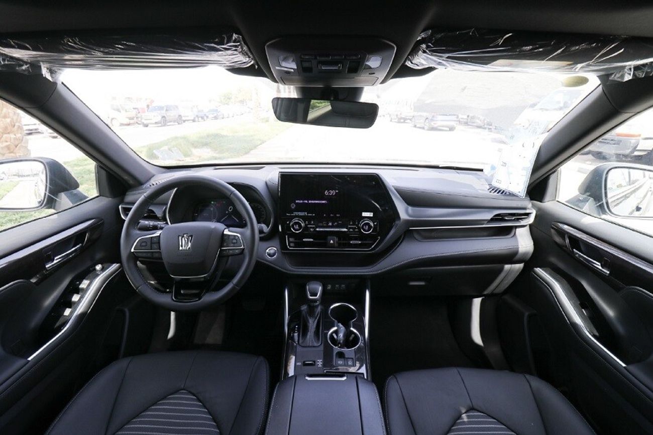 Toyota Crown - KLUGER E-FOUR (HYBRID)