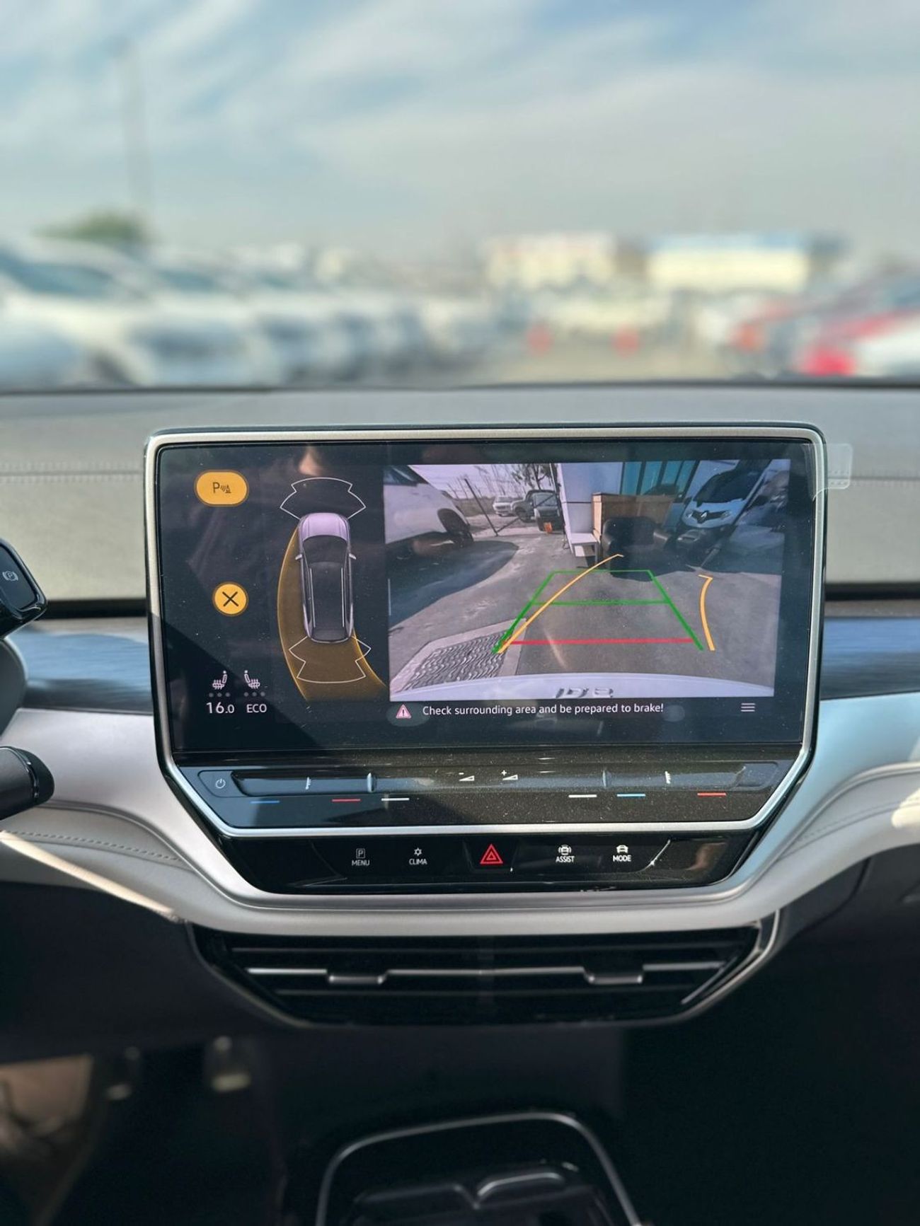 فولكس واجن ID.6 VOLKSWAGEN ID6 CROZZ PURE+