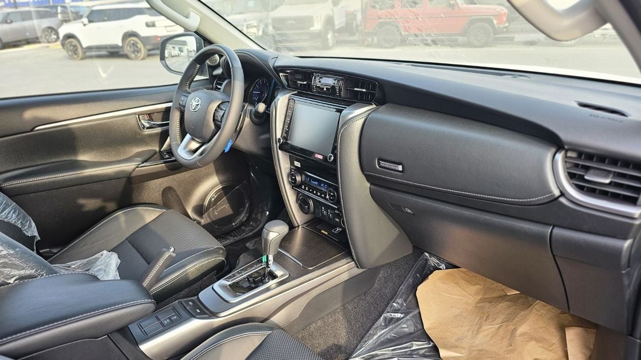 Toyota Fortuner SR5 Plus 4.0L FORTUNER 4.0L 4x4 V6 HI 6AT 2025 SR5 4.0L