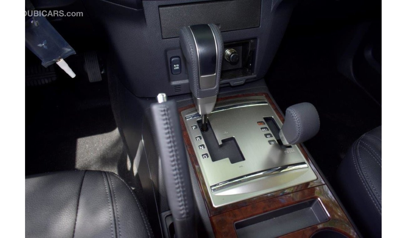 Mitsubishi Pajero 2019 MODEL GLS 3.8L PETROL 7 SEAT   AUTOMATIC