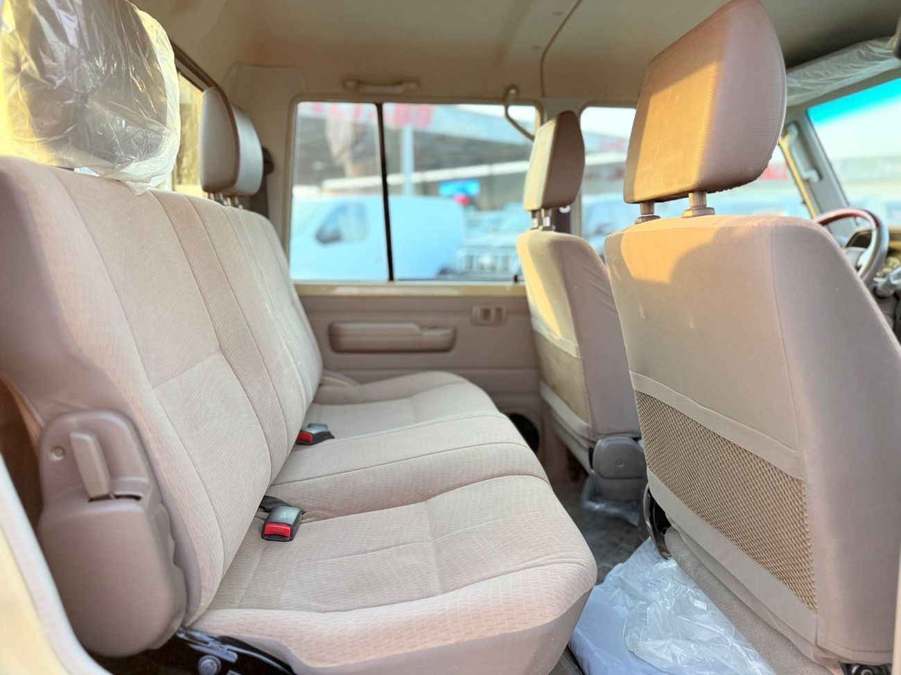 تويوتا لاند كروزر بيك آب Toyota landcuriser pickup Double Cabin 4.5L Years Diesel 8 cylinder Left hand drive