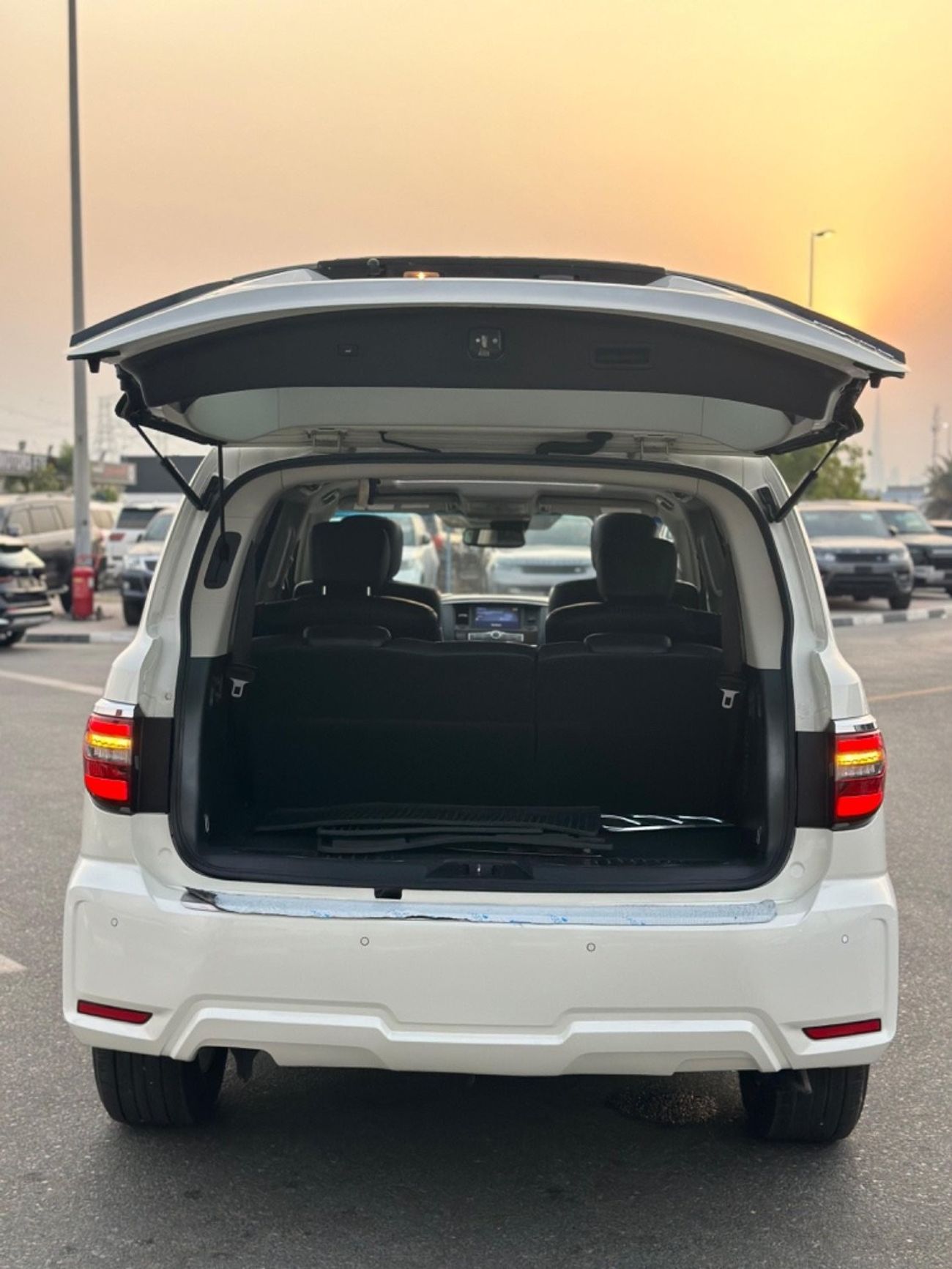 إنفينيتي QX80 Infinite QX80