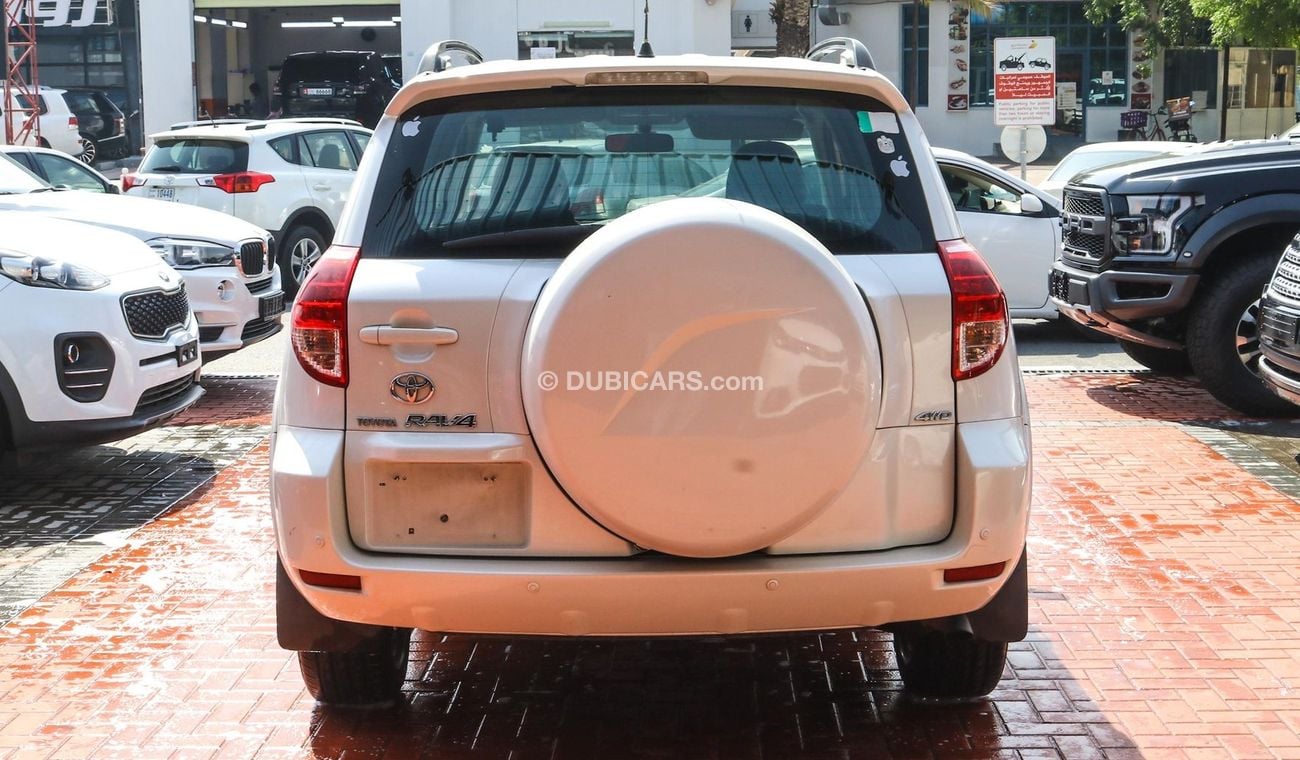 تويوتا راف ٤