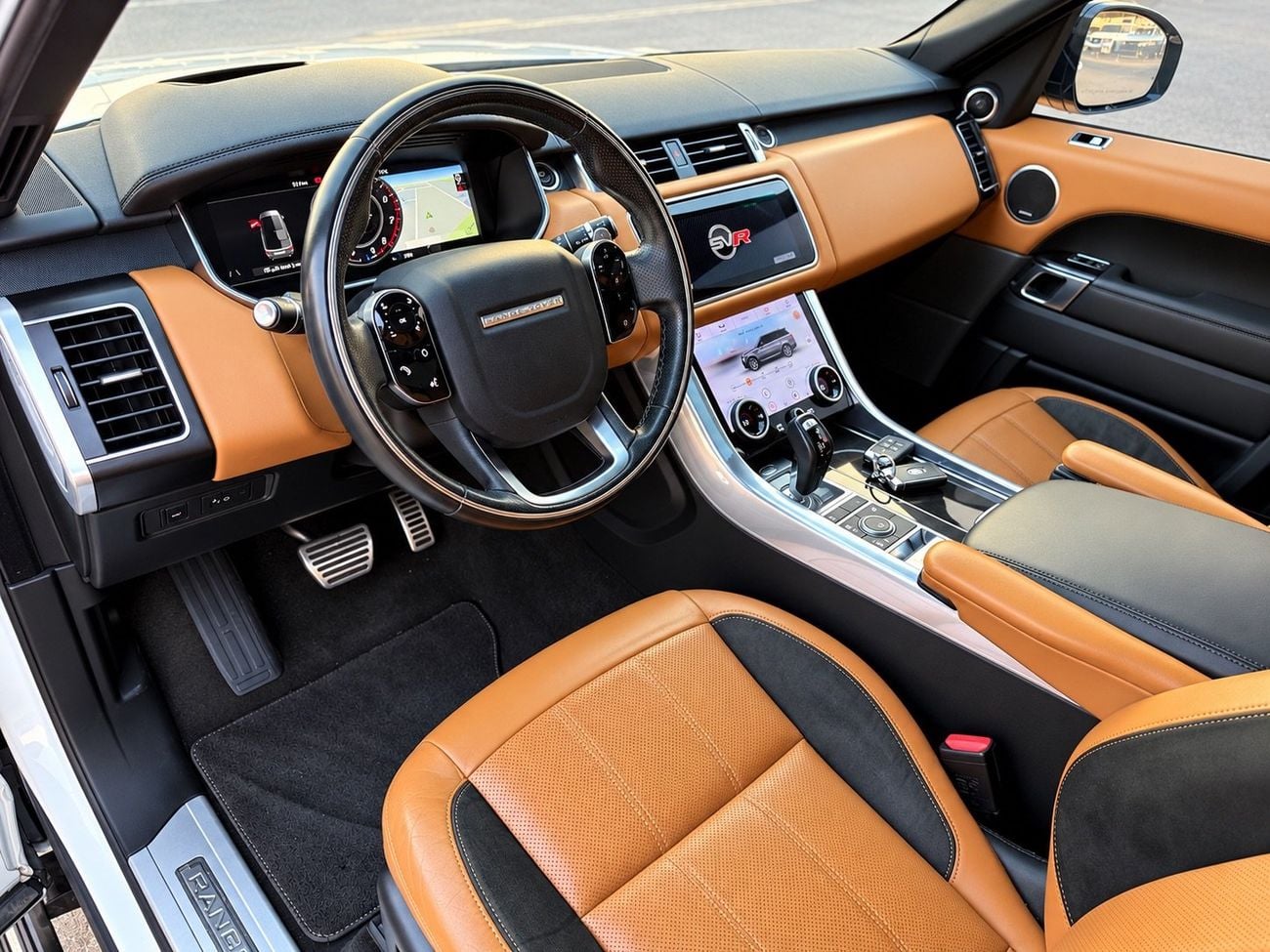 Land Rover Range Rover Sport HSE DYNAMIC Range Rover Sport HSE Black Edition | 2018 GCC Specifications | Full Option