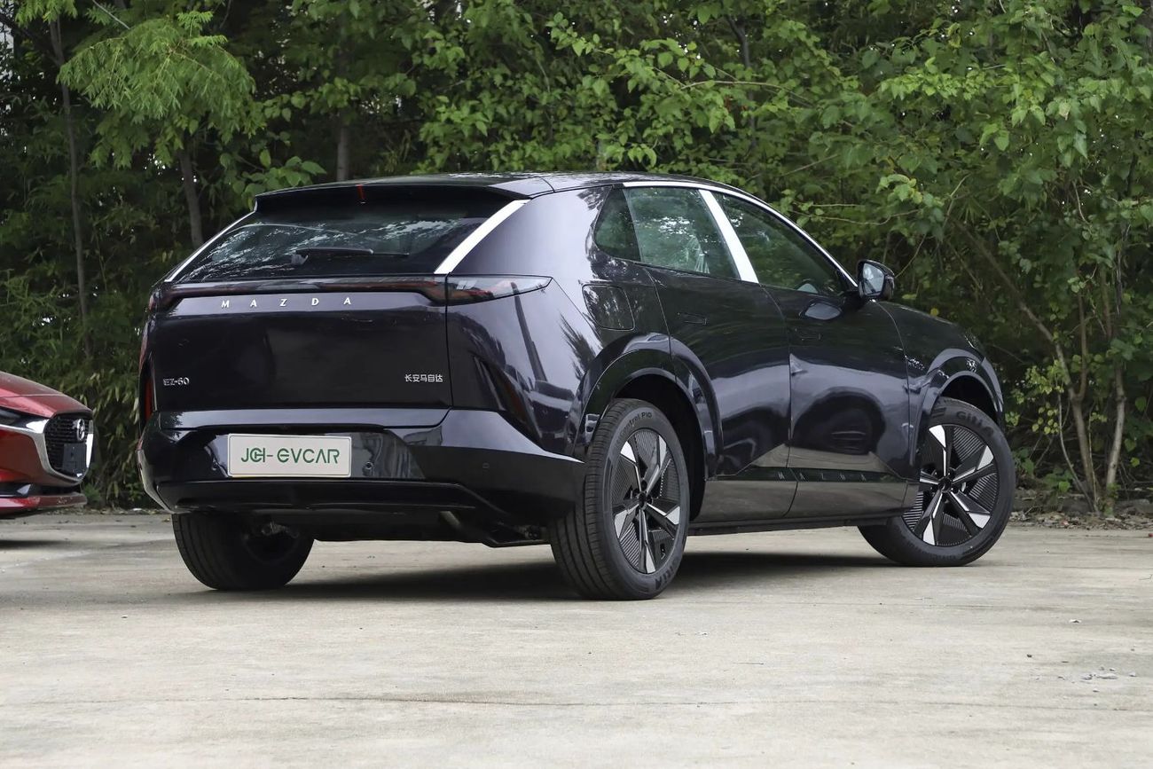 مازدا إي زد 60 Extended Range 200 Max
