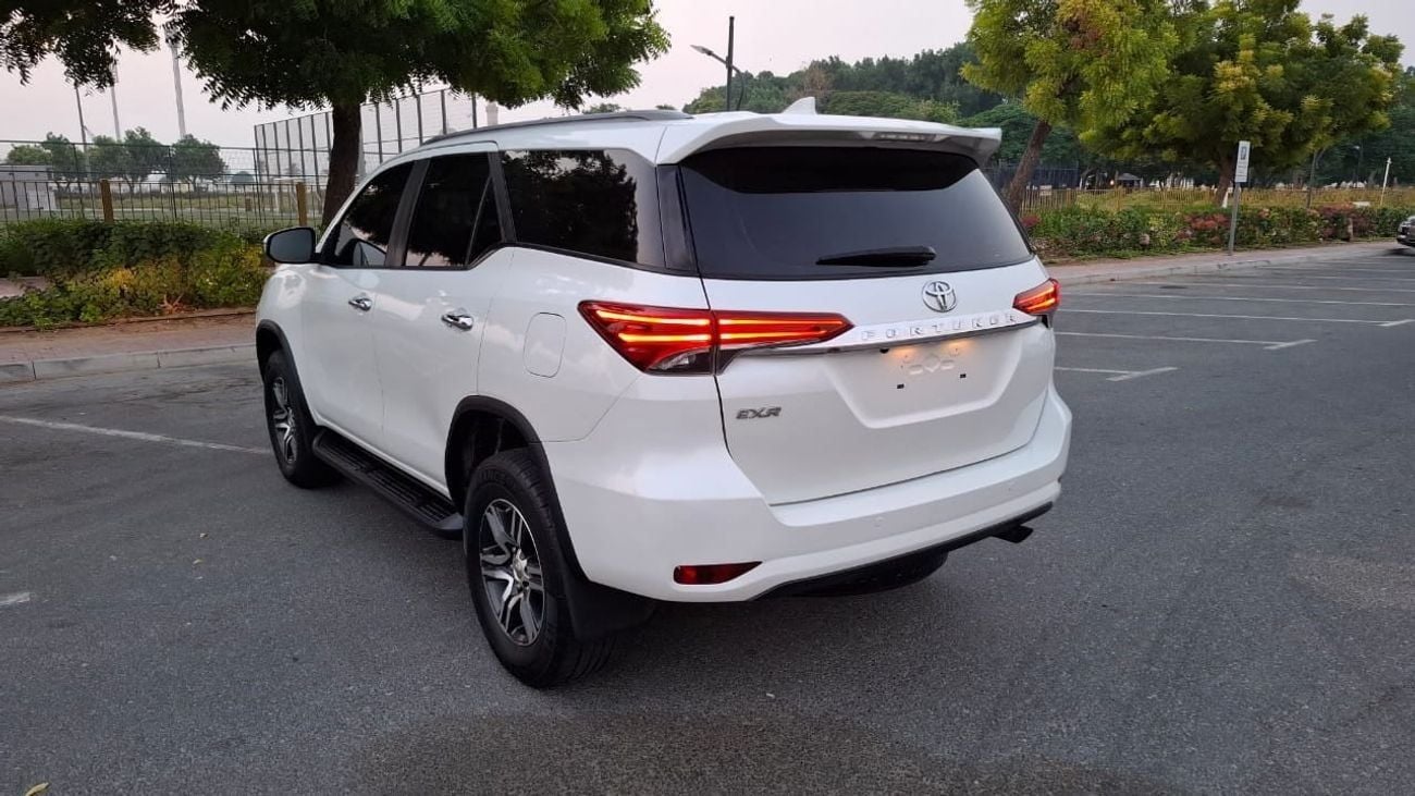 Toyota Fortuner EXR 2.7L (160 HP)