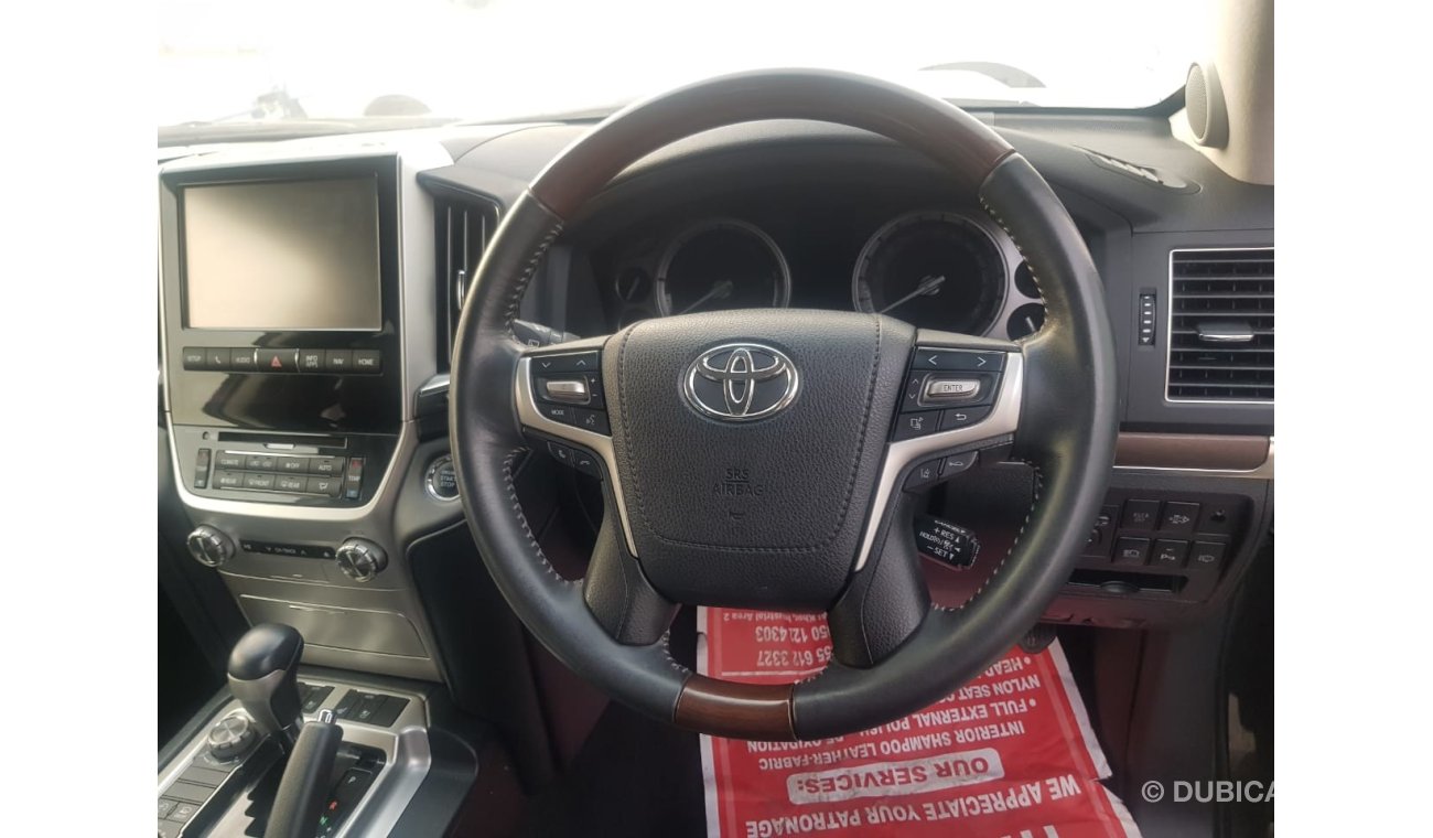 Toyota Land Cruiser DIESEL , FULL option, SAHARA , RIGHT HAND DRIVE