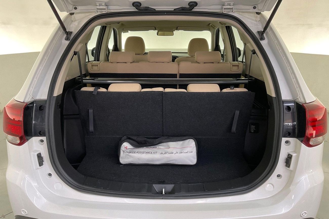 Mitsubishi Outlander GLX Midline | 1 year free warranty | 0 Down Payment