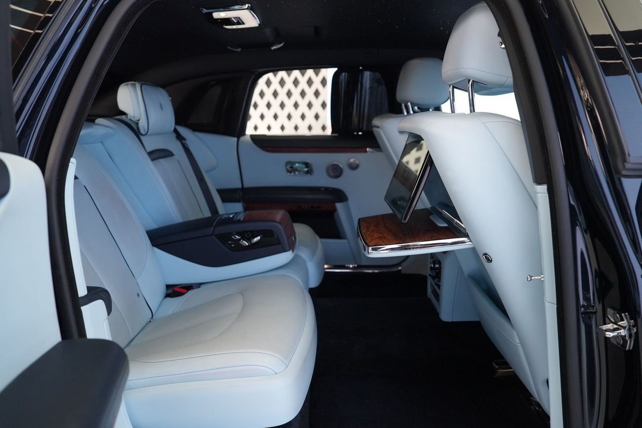 Rolls-Royce Ghost 6.75T Extended Wheelbase