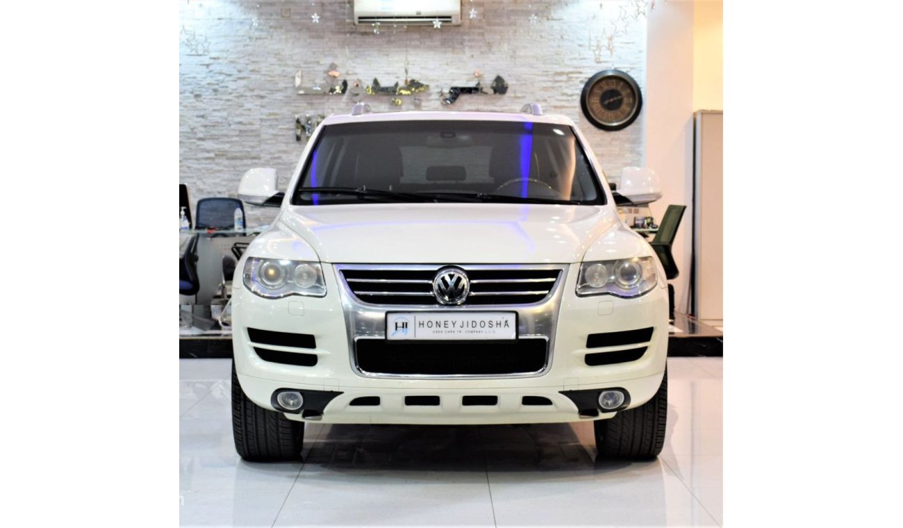 Volkswagen Touareg ( FULL OPTION ) PERFECT CONDITION Volkswagen Touareg 2010 Model!! in White Color! GCC Specs