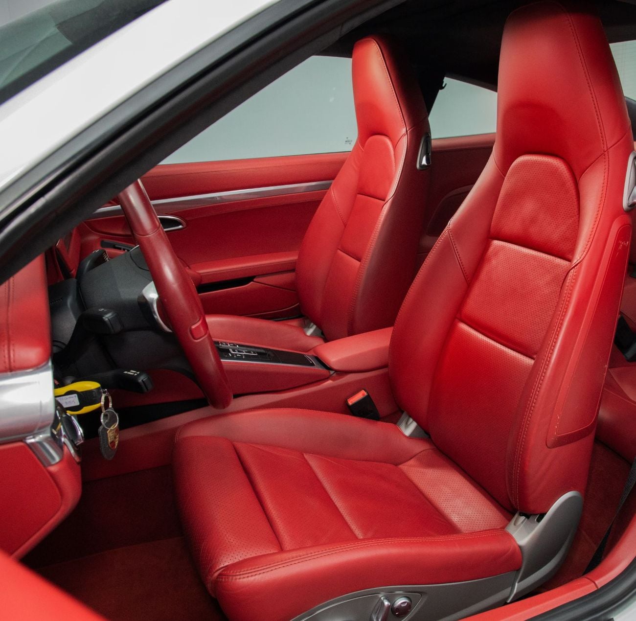 Porsche 911 CARRERA 4