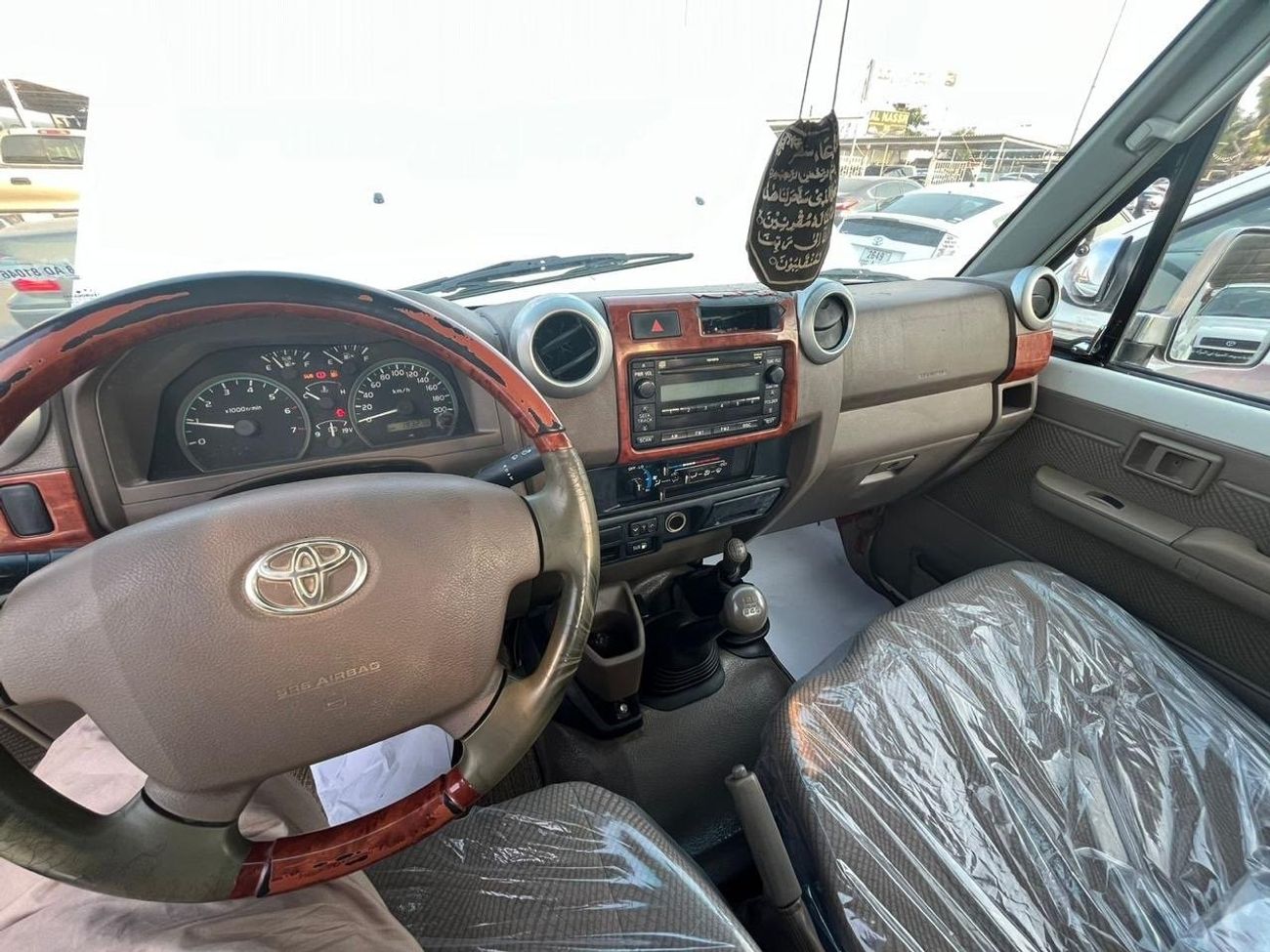 Toyota Land Cruiser GXR Toyota Land Cruiser Pickup 2012 4 vsx good condition jcc +97156649702