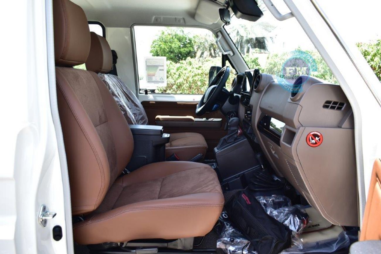 Toyota Land Cruiser 70 71 Short Wheel Base SDLX 2.8L Diesel 4WD 5 Seater Automatic