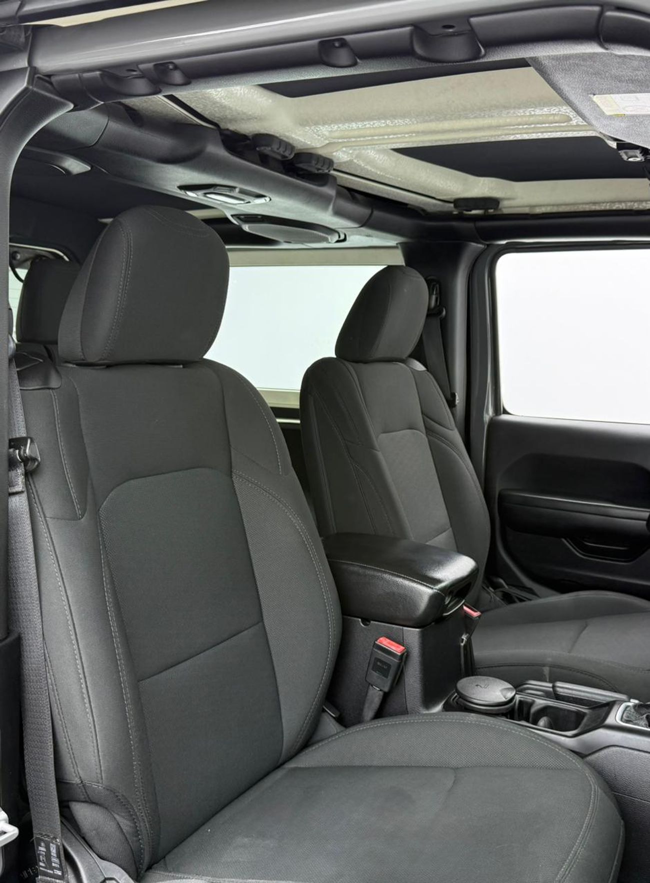 جيب رانجلر 2018 Jeep Wrangler Sport, Full Service History, Excellent Condition, GCC