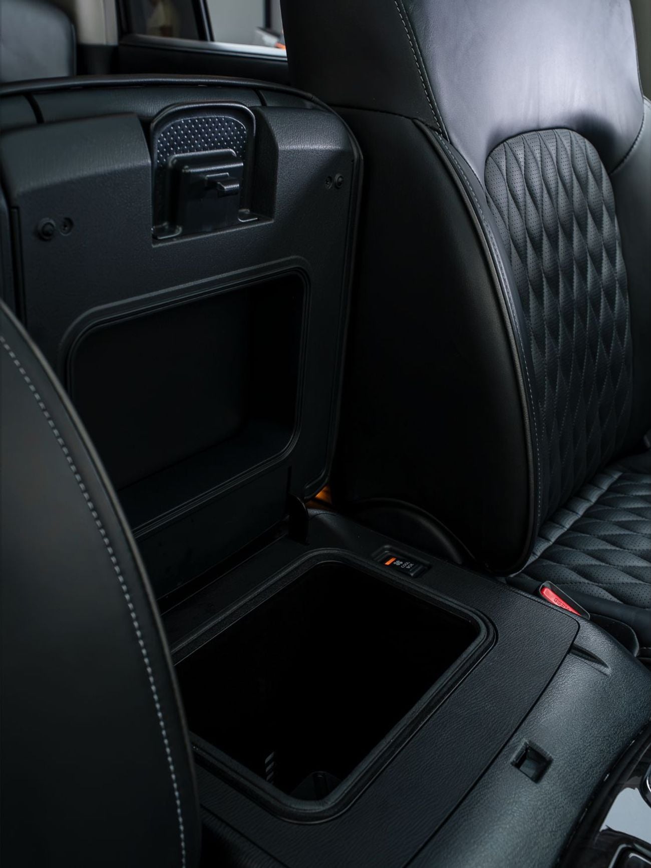 إنفينيتي QX80 LUXE SENSORY PROACTIVE
