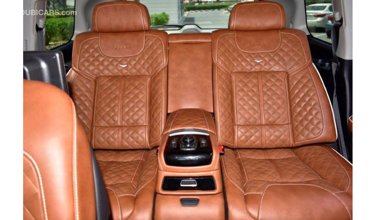 Toyota Land Cruiser LC200 Grand TouringS with Carat Individual Luxury Seats