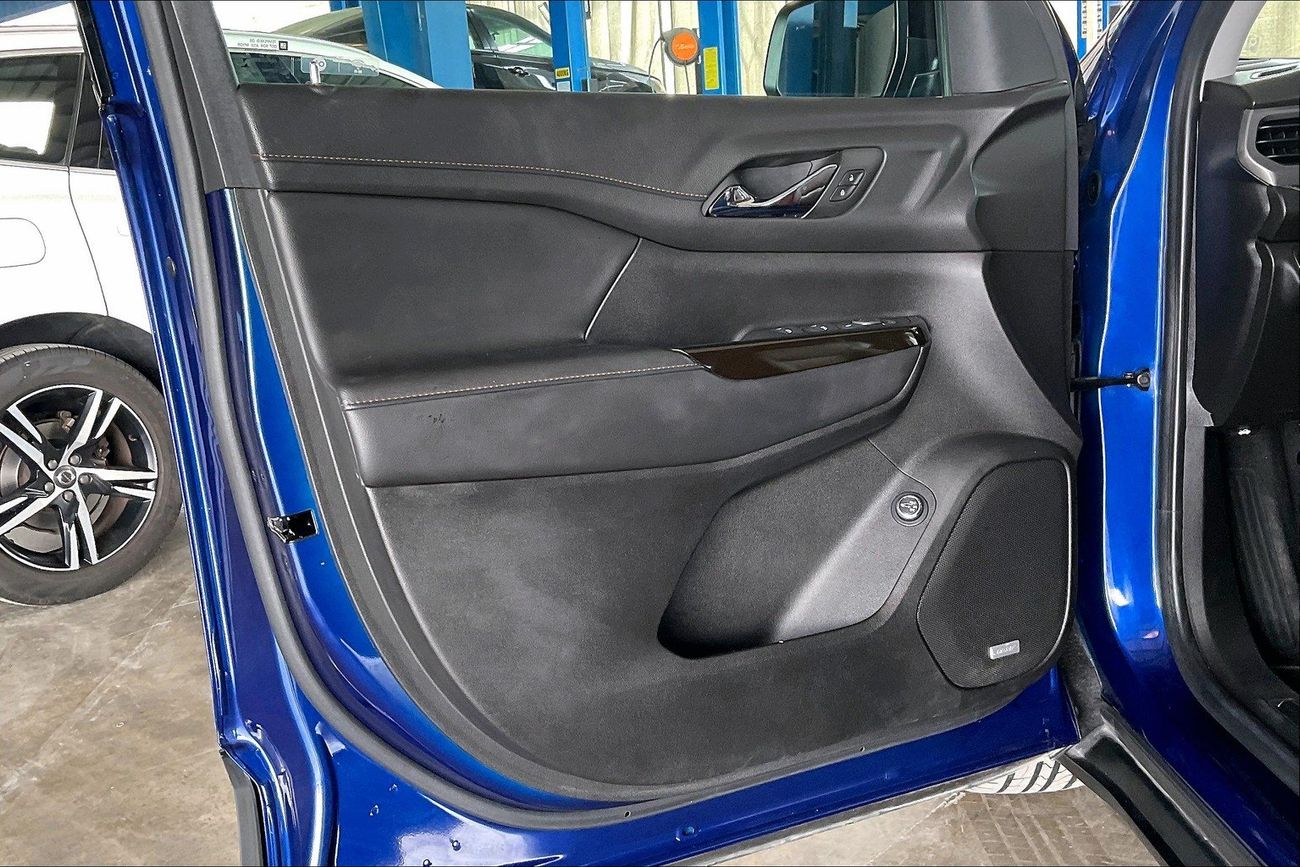 جي أم سي أكاديا AT4 | National Day Celebration | شامل الضمان | 0 ﺪﻔﻋﺓ ﺃﻮﻟﻯ