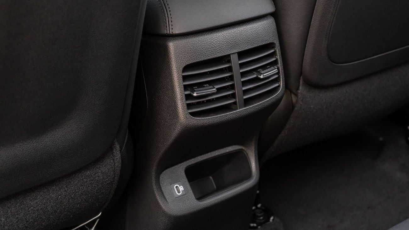 كيا سيلتوس 2025 | KIA SELTOS 1.5L IVT LUXURY EDITION WITH BLACK ROOF + ELECTRIC SEAT