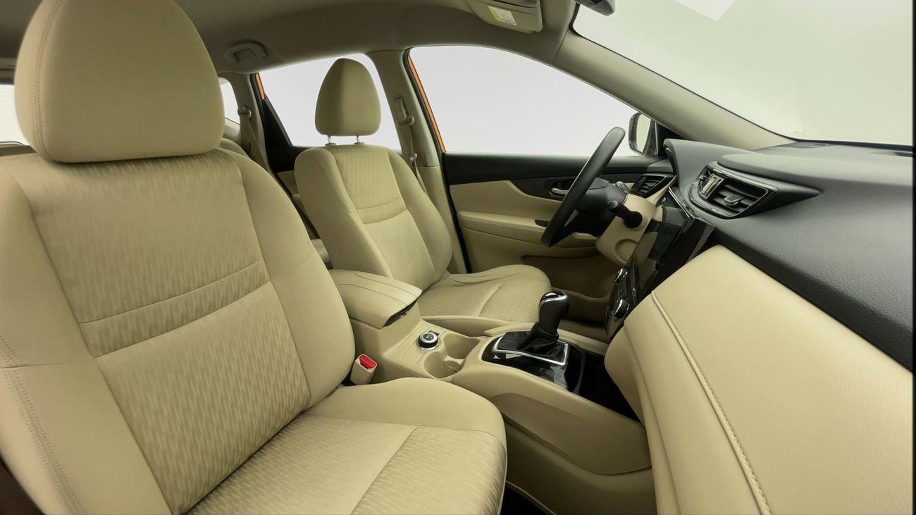 نيسان إكس تريل S 2.5 | بدون دفعة مقدمة | اختبار القيادة في المنزل