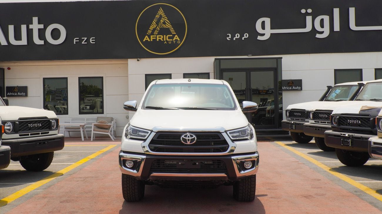 تويوتا هيلوكس SR5  2.7L  4WD A/T