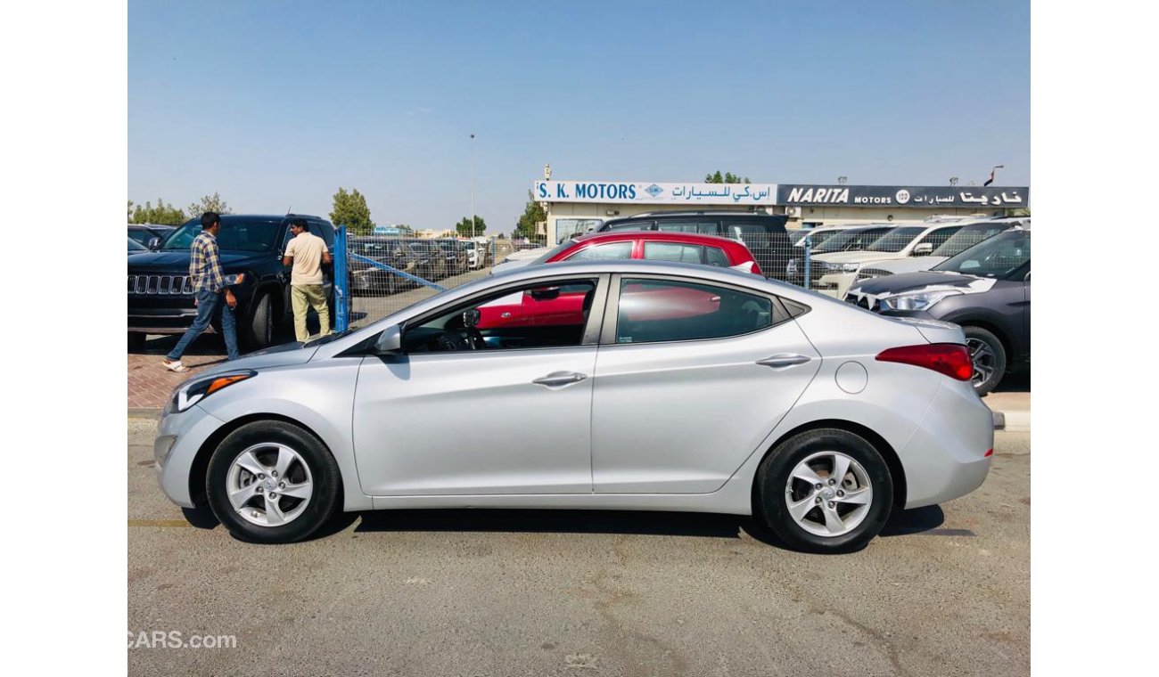 Hyundai Elantra 2015 SILVER