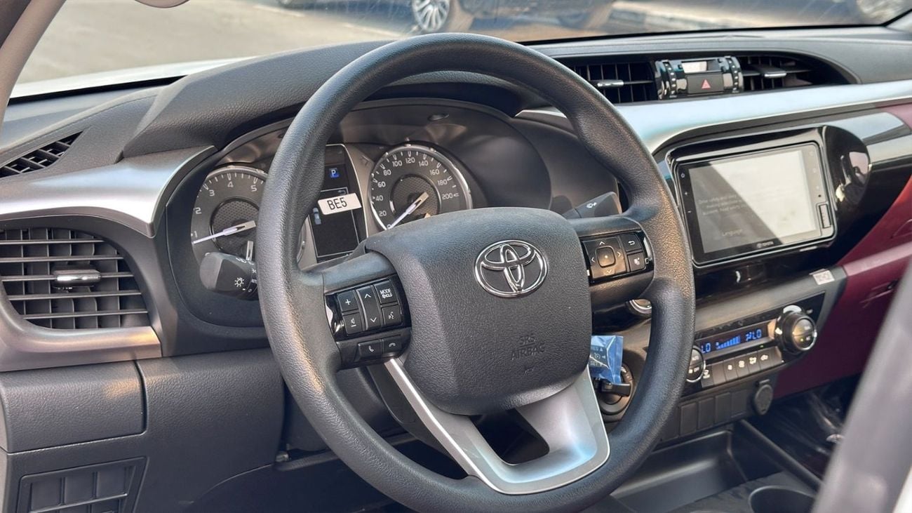 Toyota Hilux GLX 2.7L AT