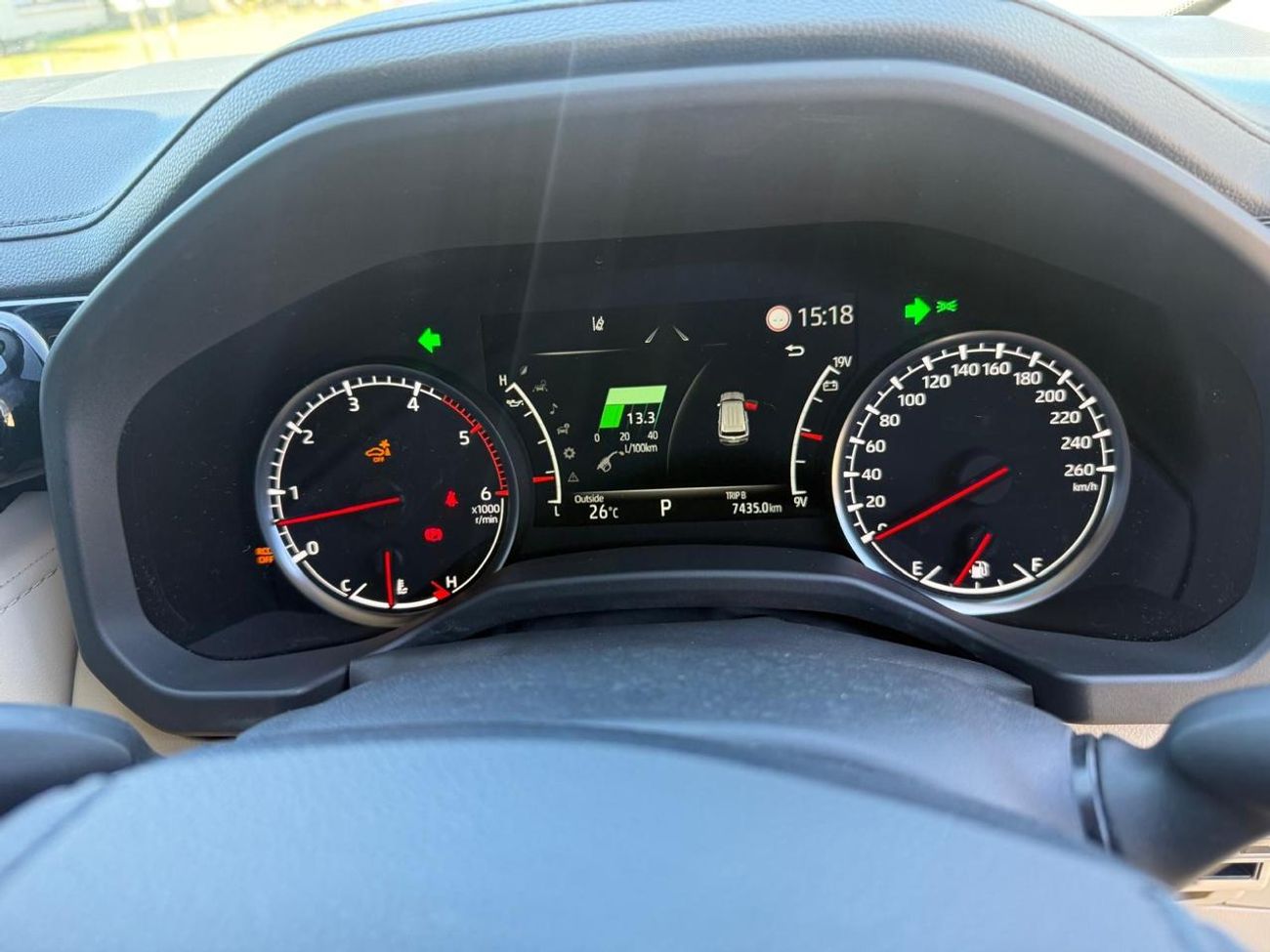 Toyota Land Cruiser DIESEL 3.3 LITER ,RIGHT HAND SAHARA ,BEIGE INTERIOR