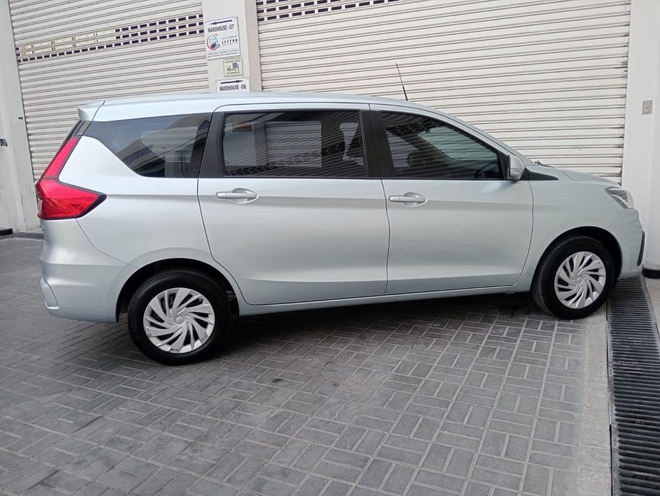 Suzuki Ertiga GLX