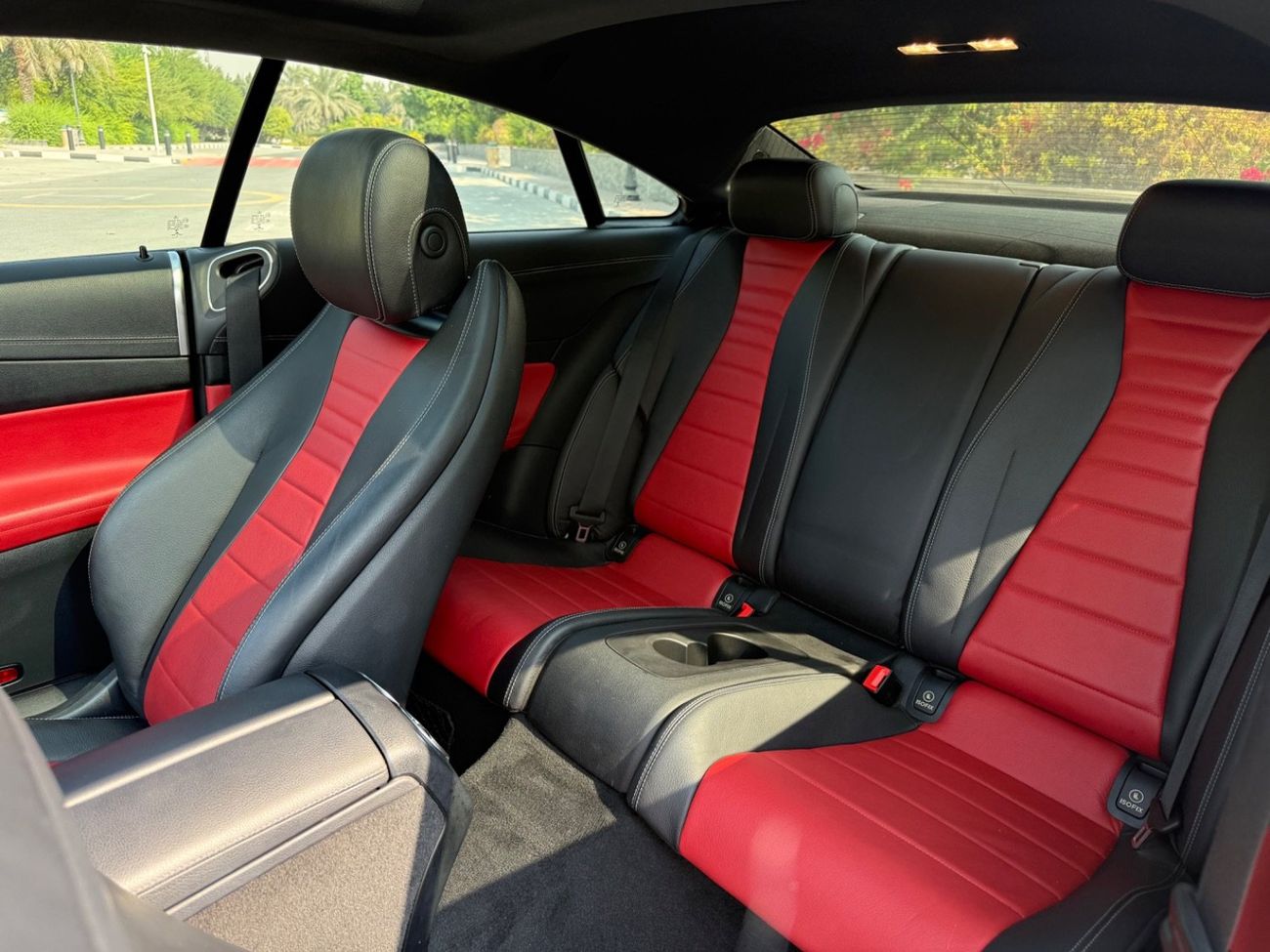 مرسيدس بنز E450 كوبيه