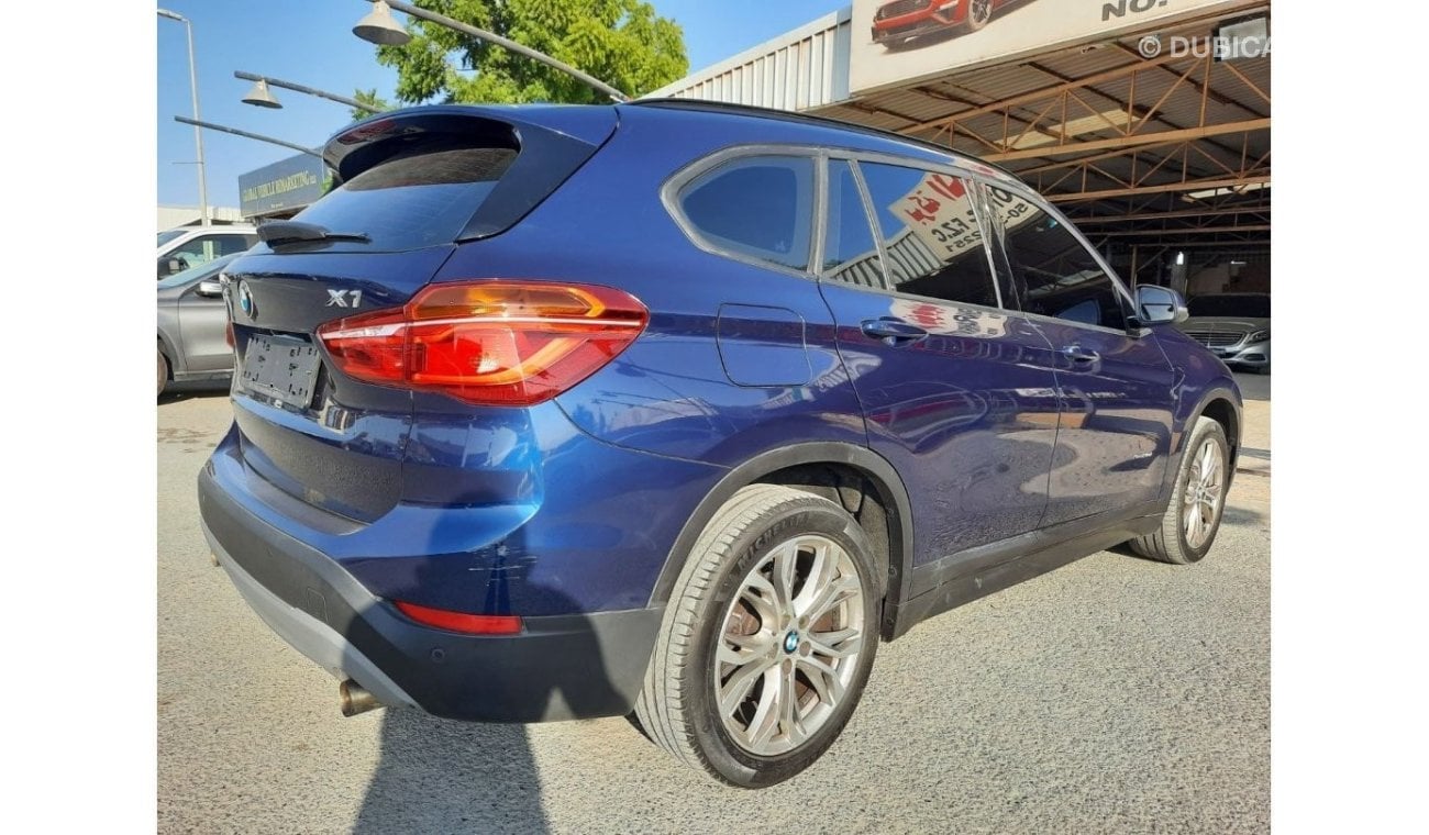 BMW X1 Bmw x1 2018 full option