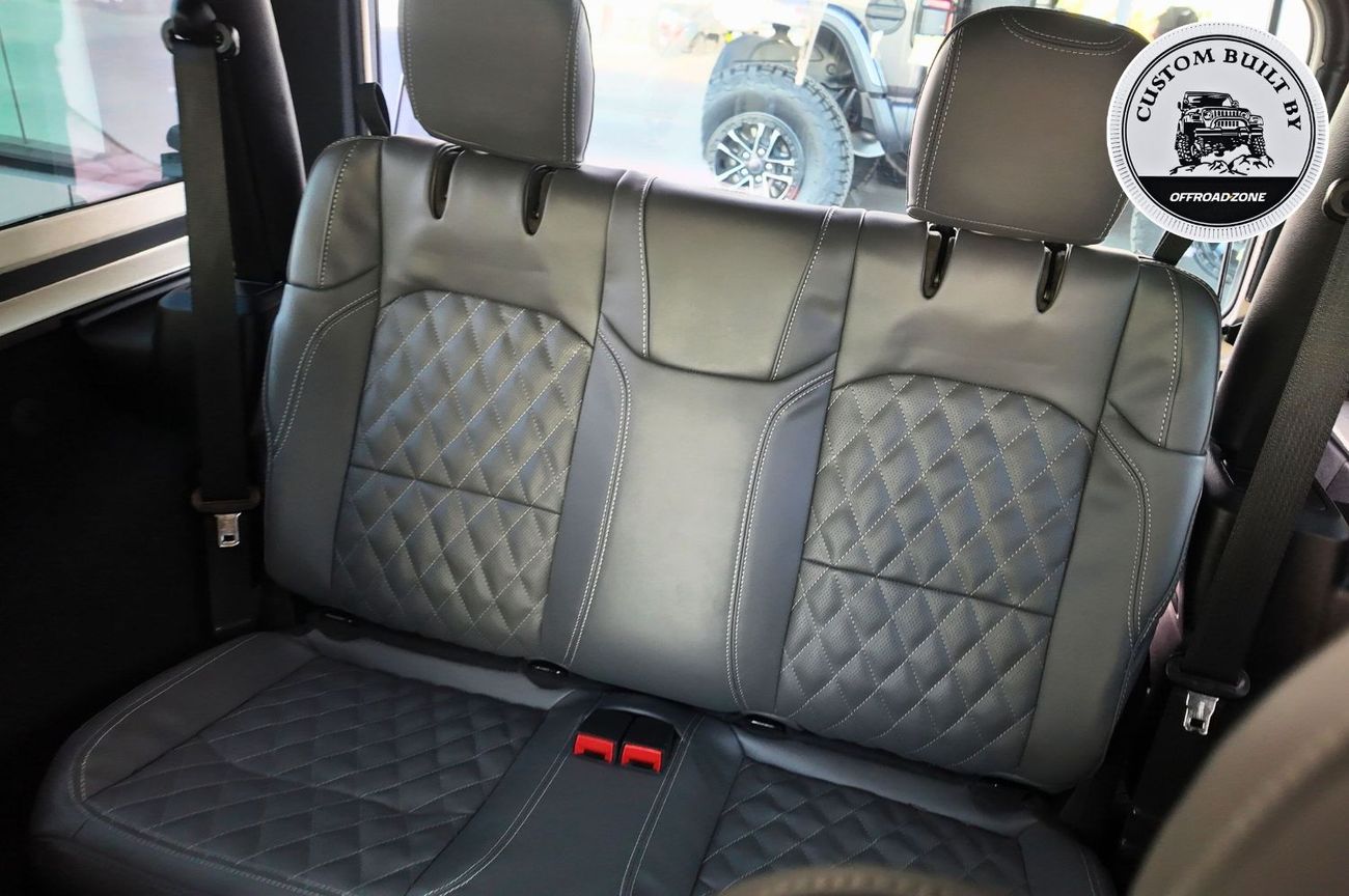 جيب رانجلر Sport 3.6L A/T (4 Seater) | 3 MONTHS ORZ WTY & 1 YEAR ORZ SERVICE PACKAGE