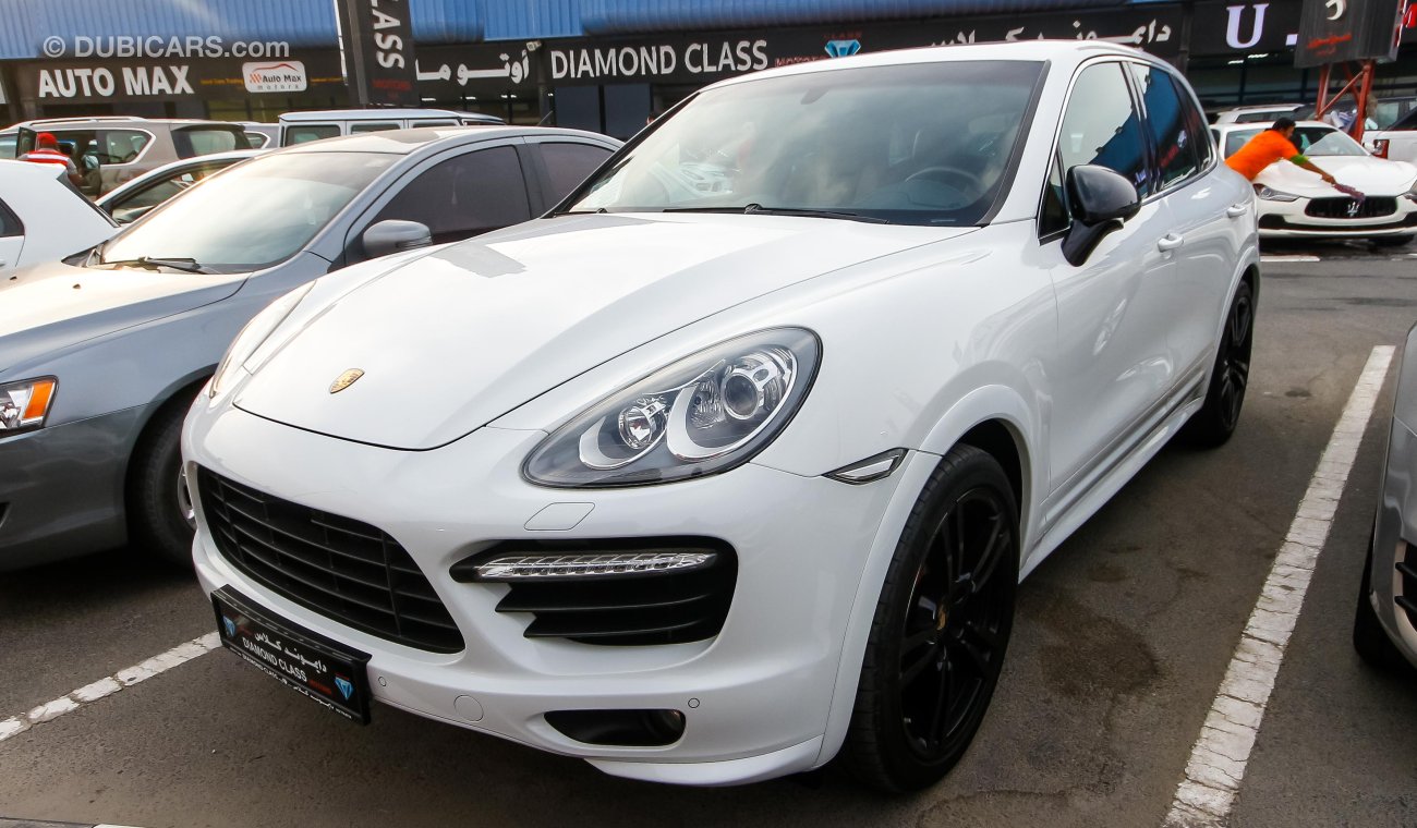 Porsche Cayenne Turbo 4.8