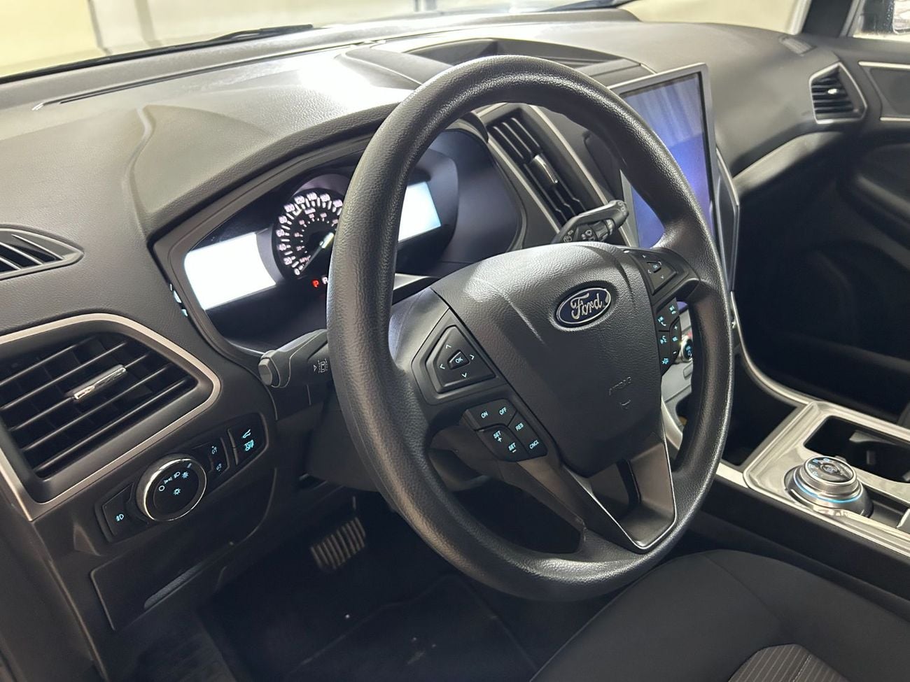 Ford Edge SEL123C / FREE INSURANCE + REGISTRATION / AL TAYER MOTORS AL QOUZ SHOWROOM