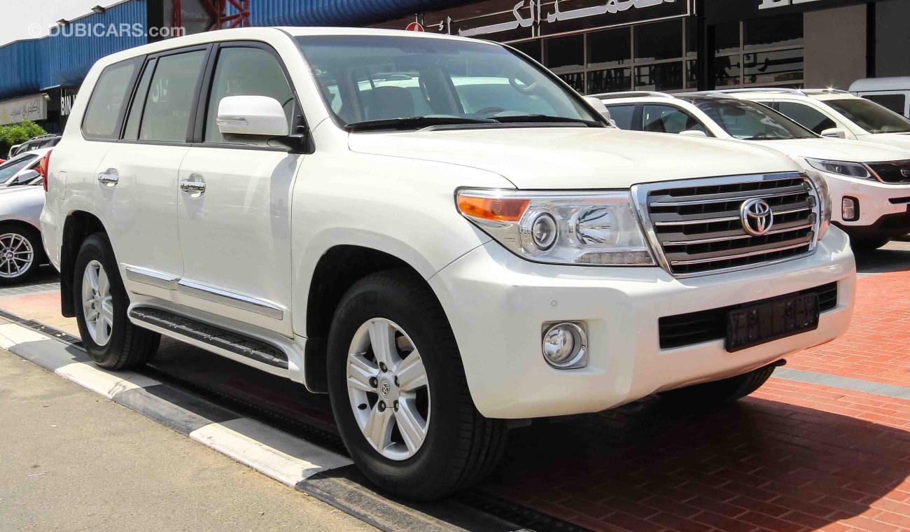 Toyota Land Cruiser EX.R V8 5.7