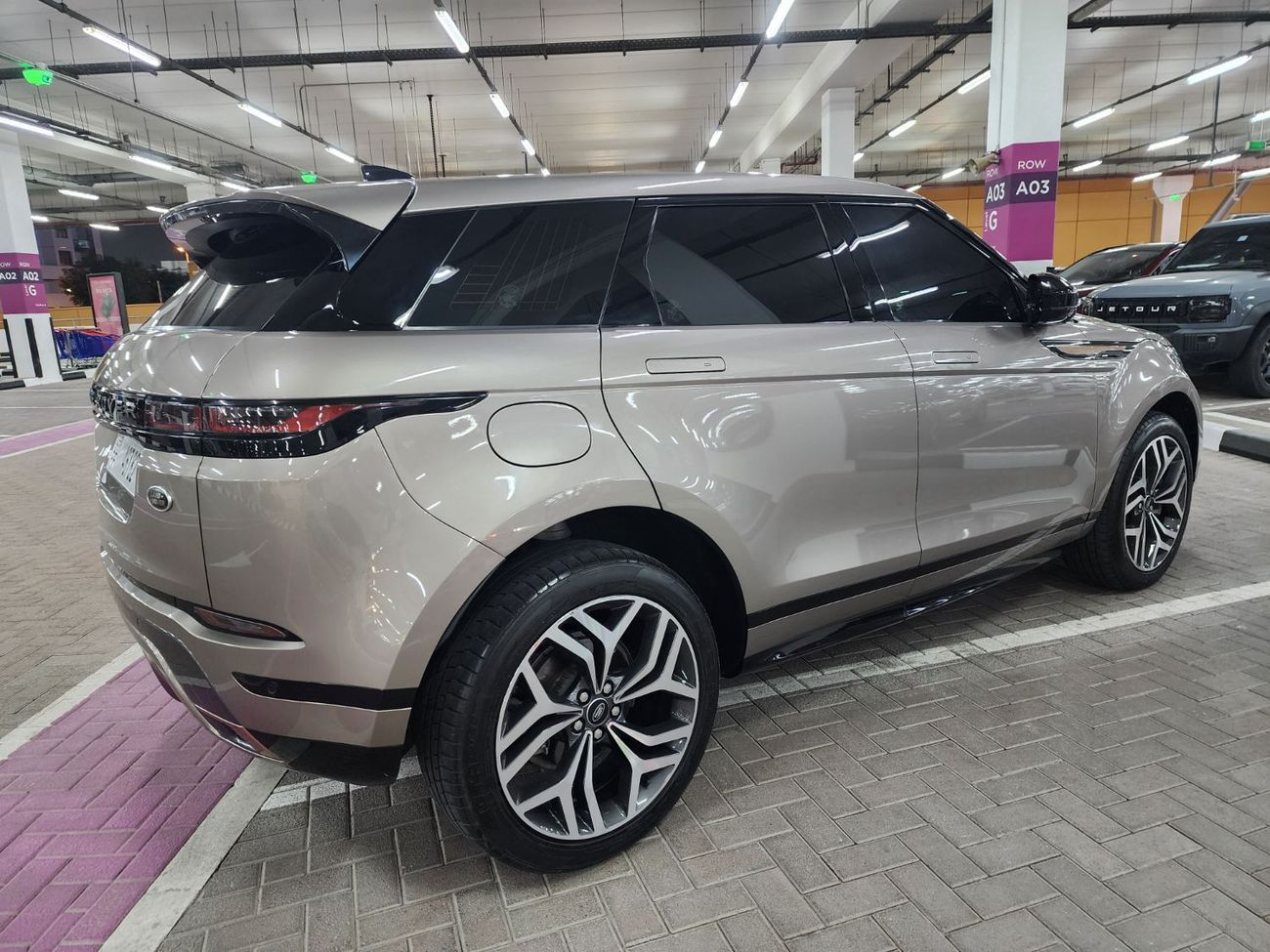 Land Rover Range Rover Evoque P200 R-Dynamic HSE 2.0L