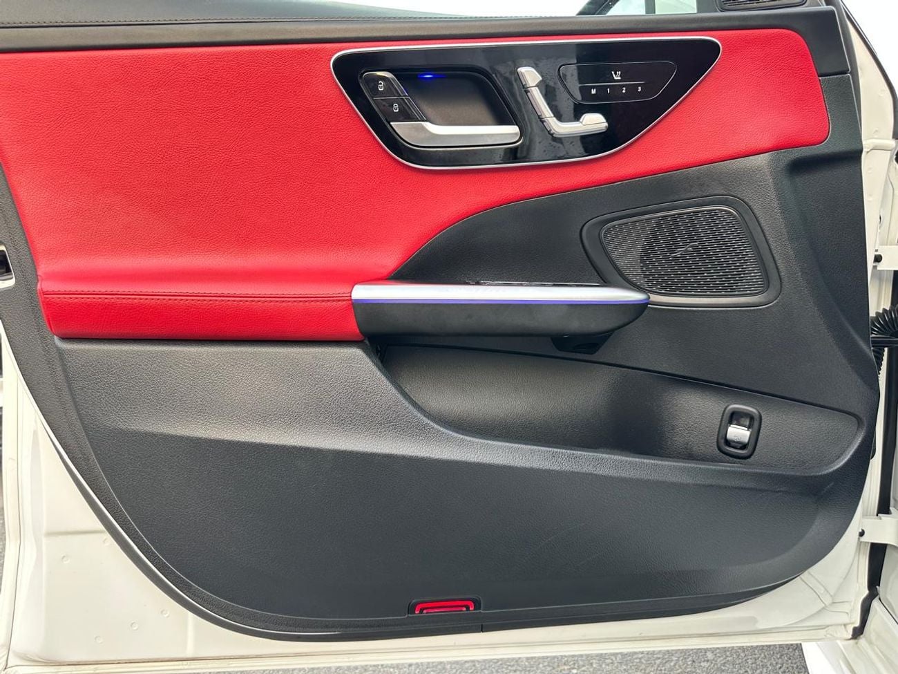 مرسيدس بنز C 200 AMG