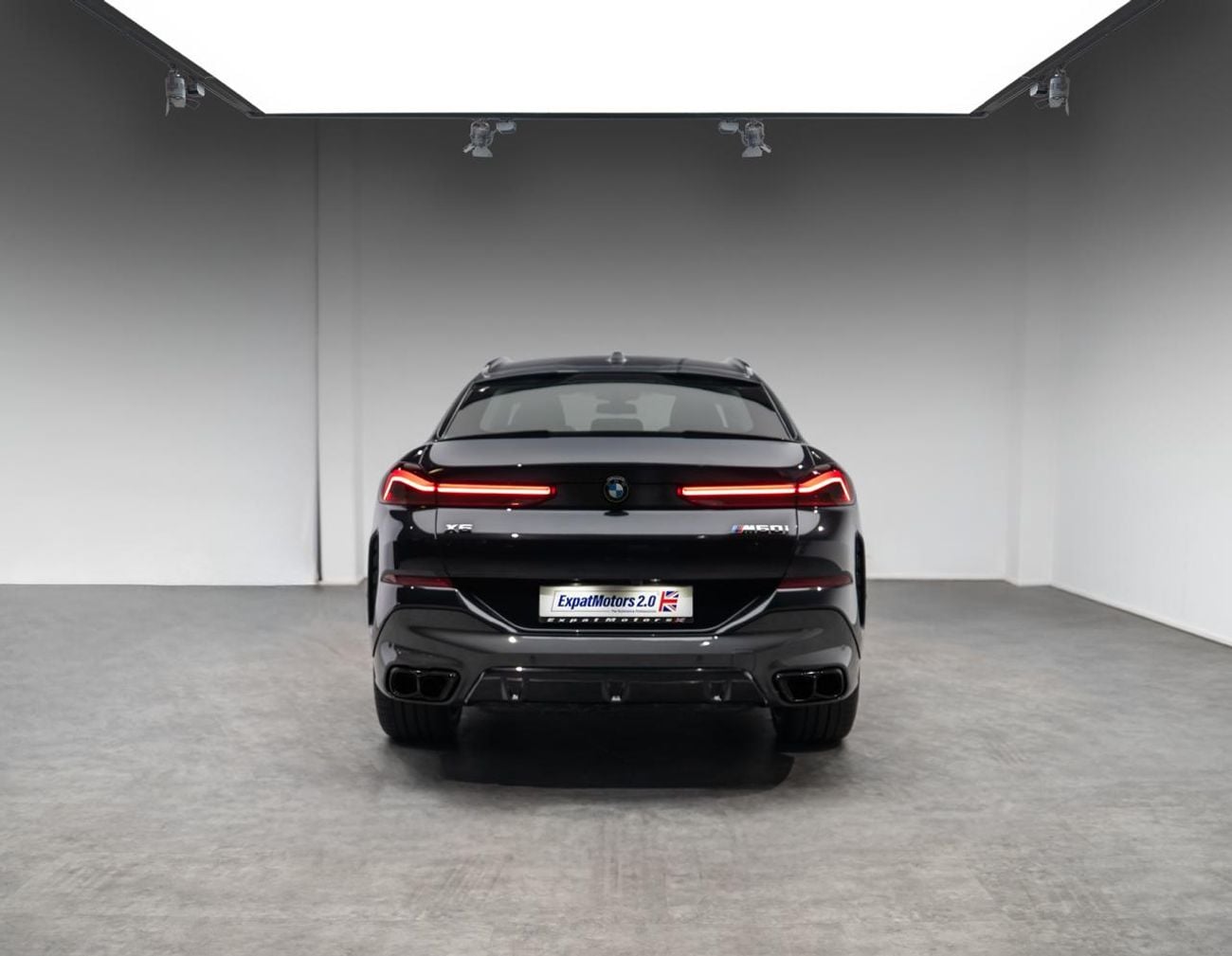 BMW X6 M60i