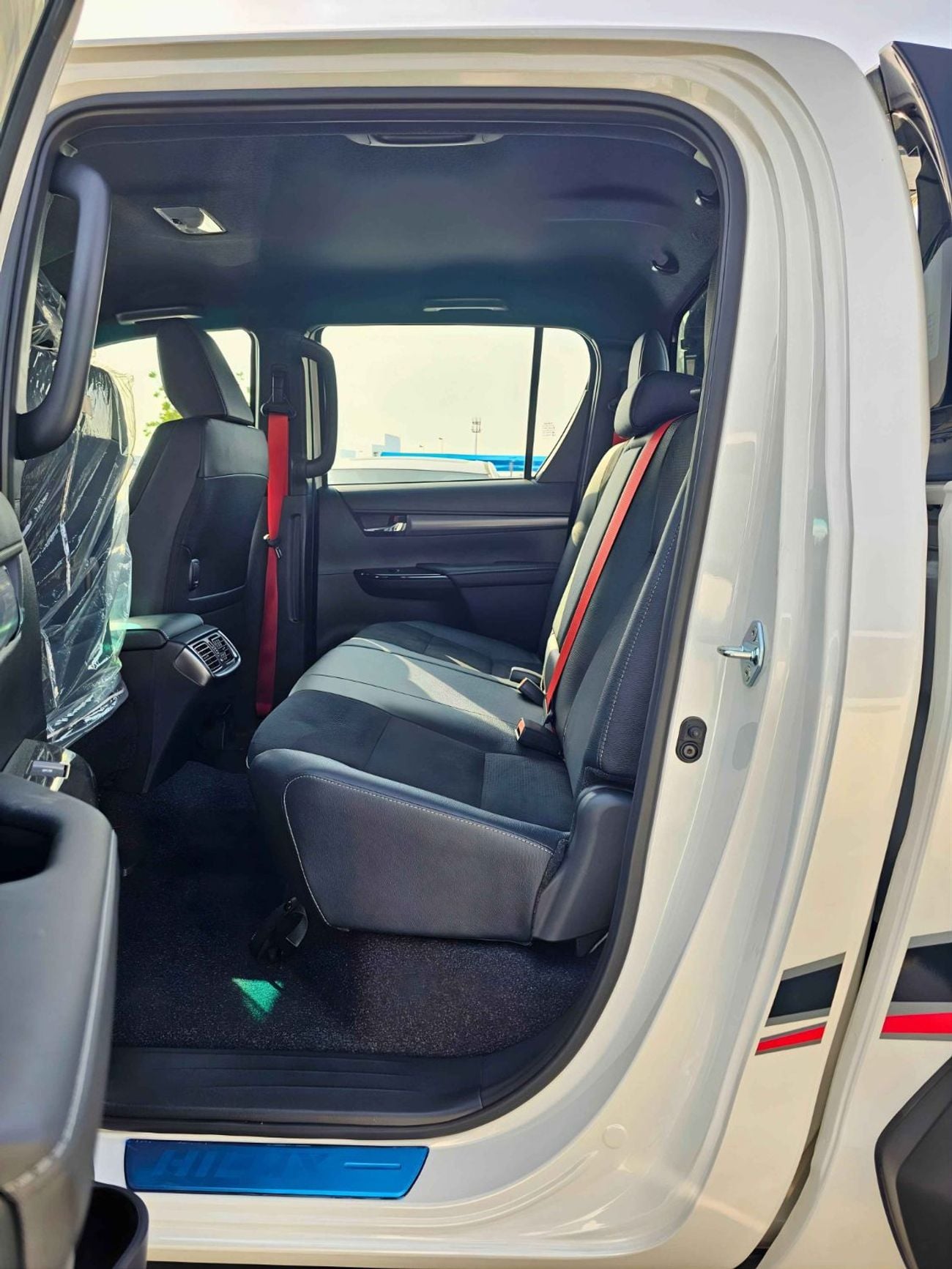 Toyota Hilux GR SPORT WIDE BODY / 4.0L PETROL V6 / OVER FENDER / TRIP TRONIC / 360*CAMERA / DRIVER PWR SEATS WITH