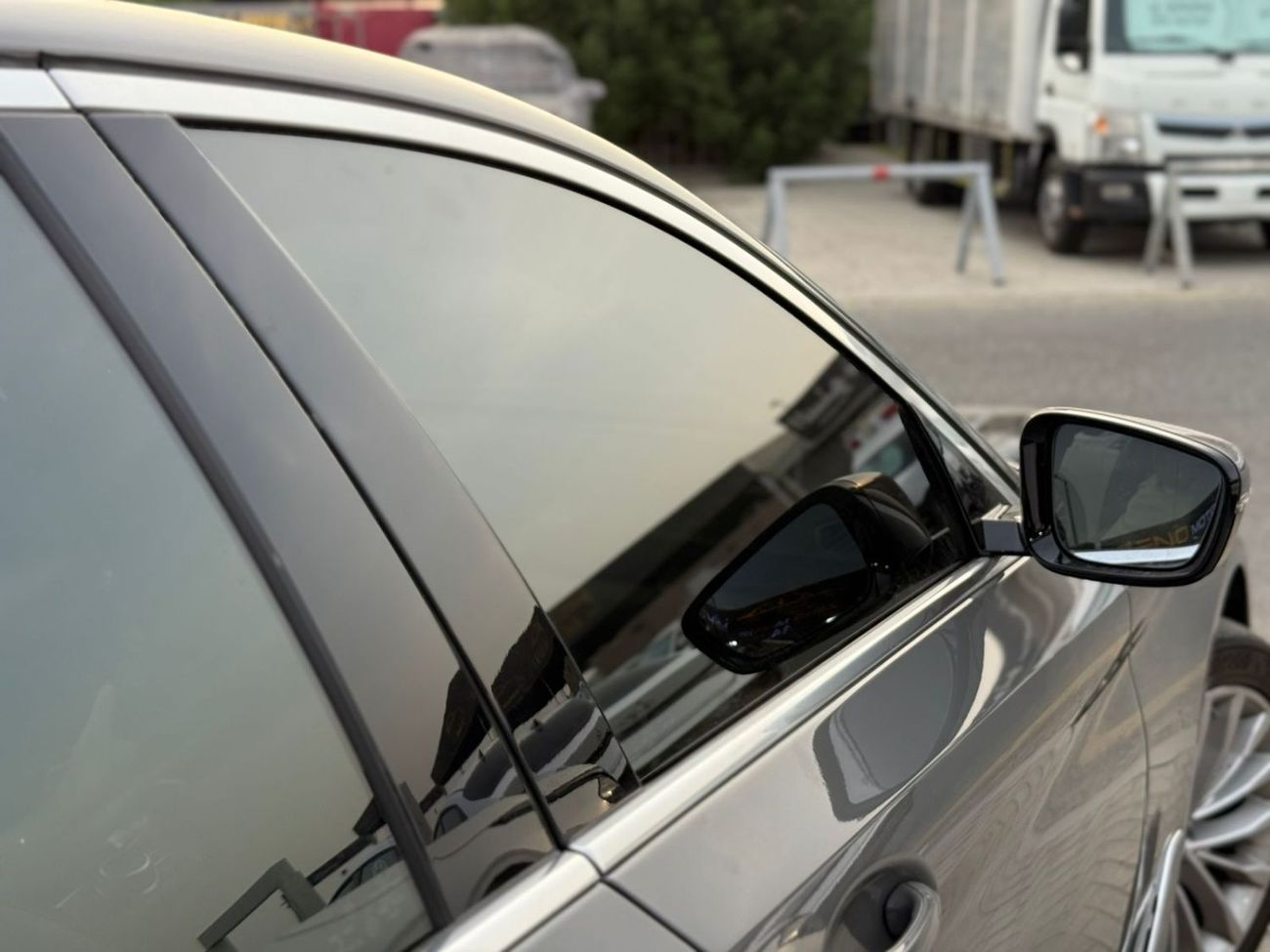 بي أم دبليو 530i Luxury 2.0L