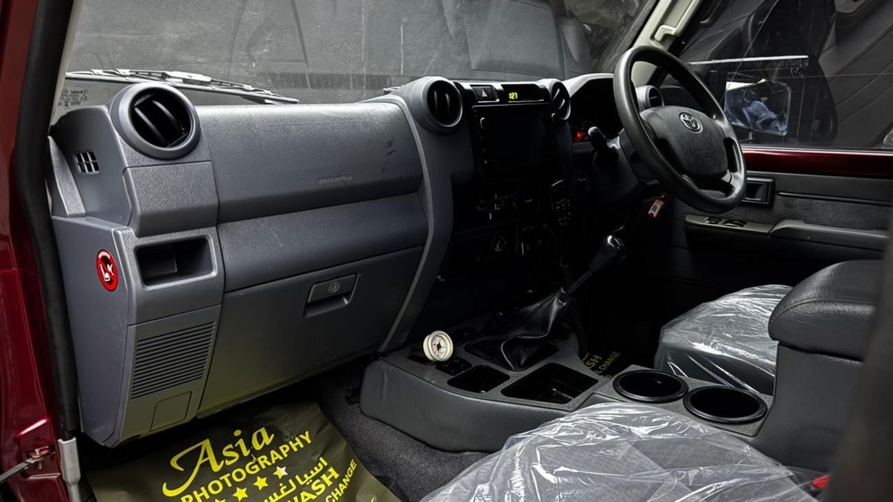 Toyota Land Cruiser Pick Up RIGHT HAND ONLY FOR EXPORT 4WD MT 4.5 LITER